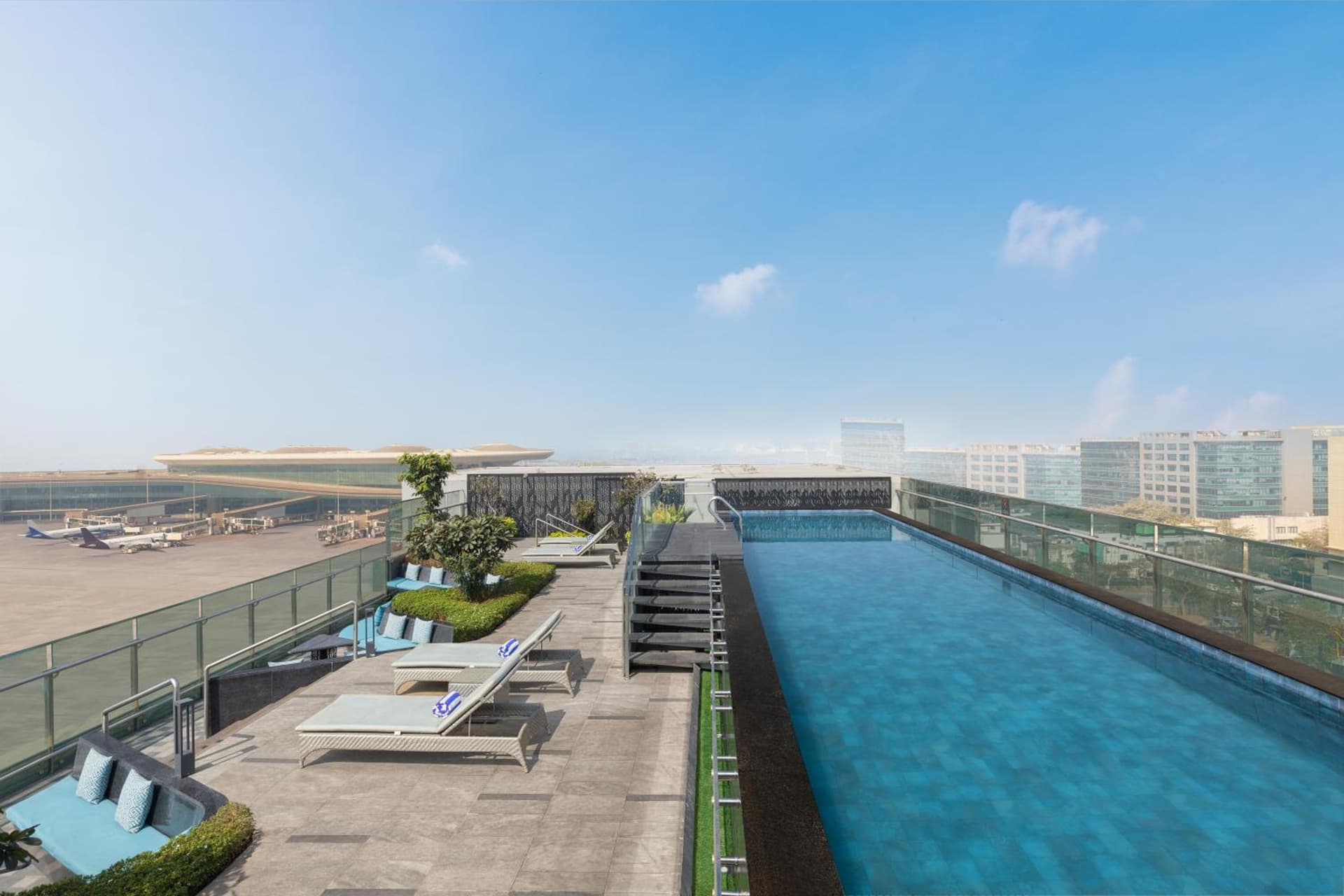 Fairfield by Marriott Mumbai International Airport