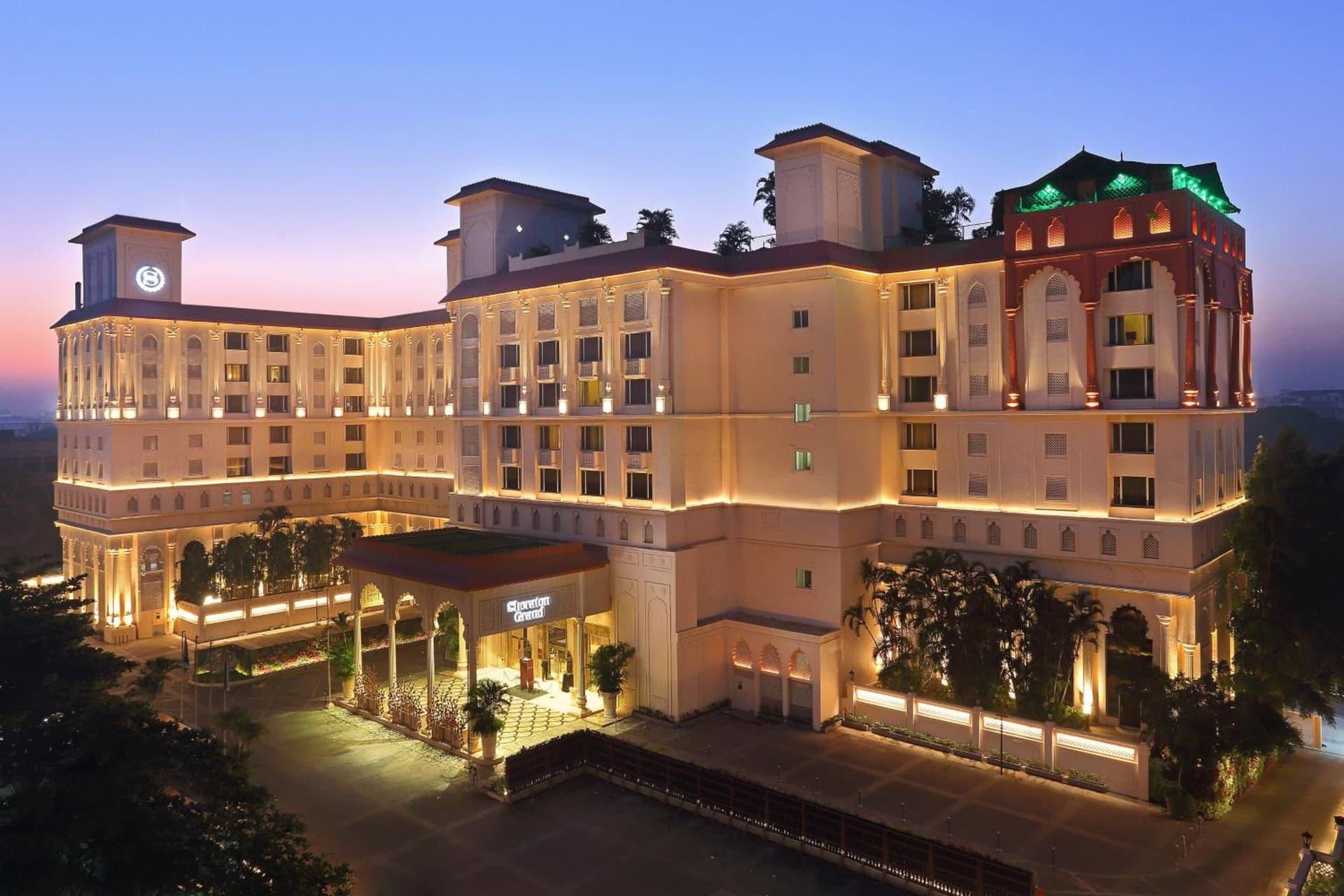 Sheraton Grand Pune Bund Garden Hotel