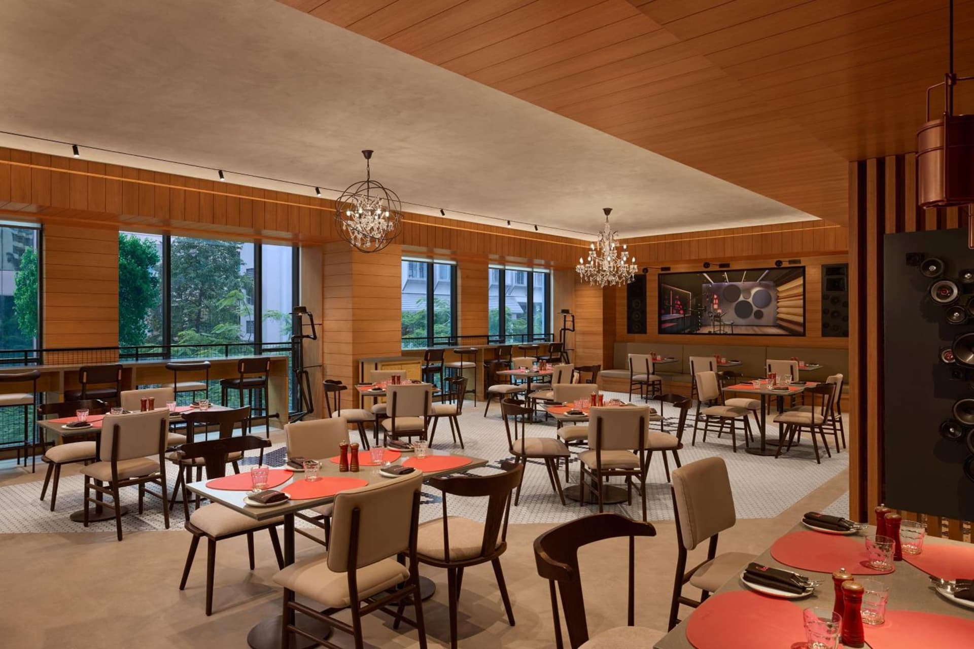 dining