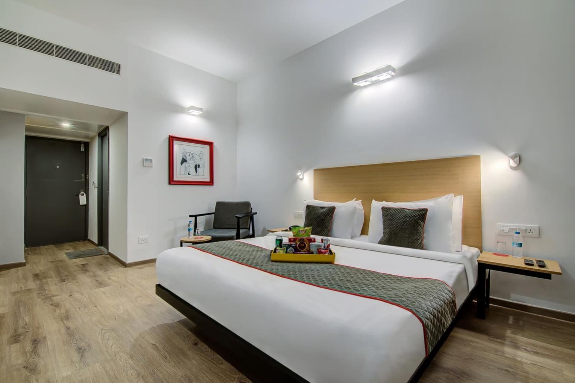 Super Townhouse Lakdikapul