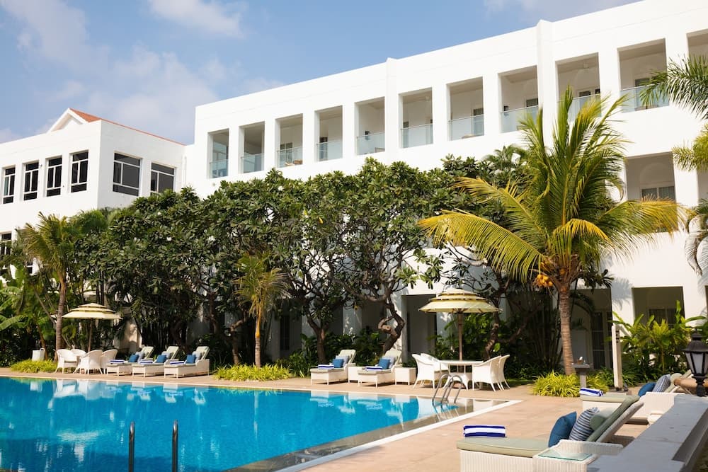 Taj Connemara