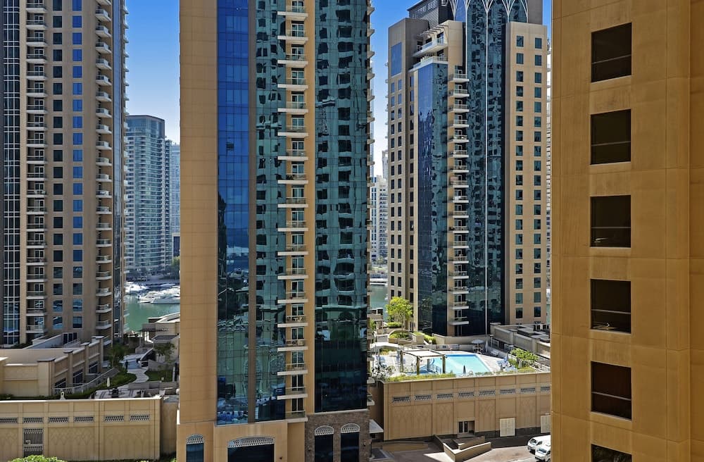 Roda Amwaj Suites