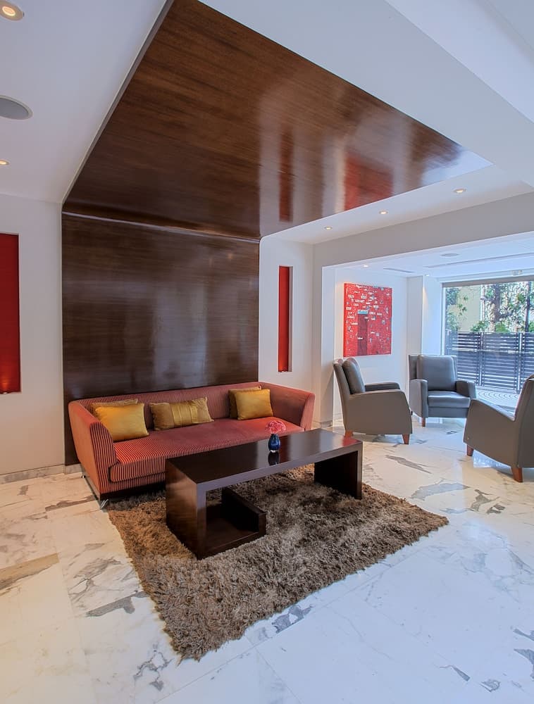 Oakwood Residence Naylor Road Pune