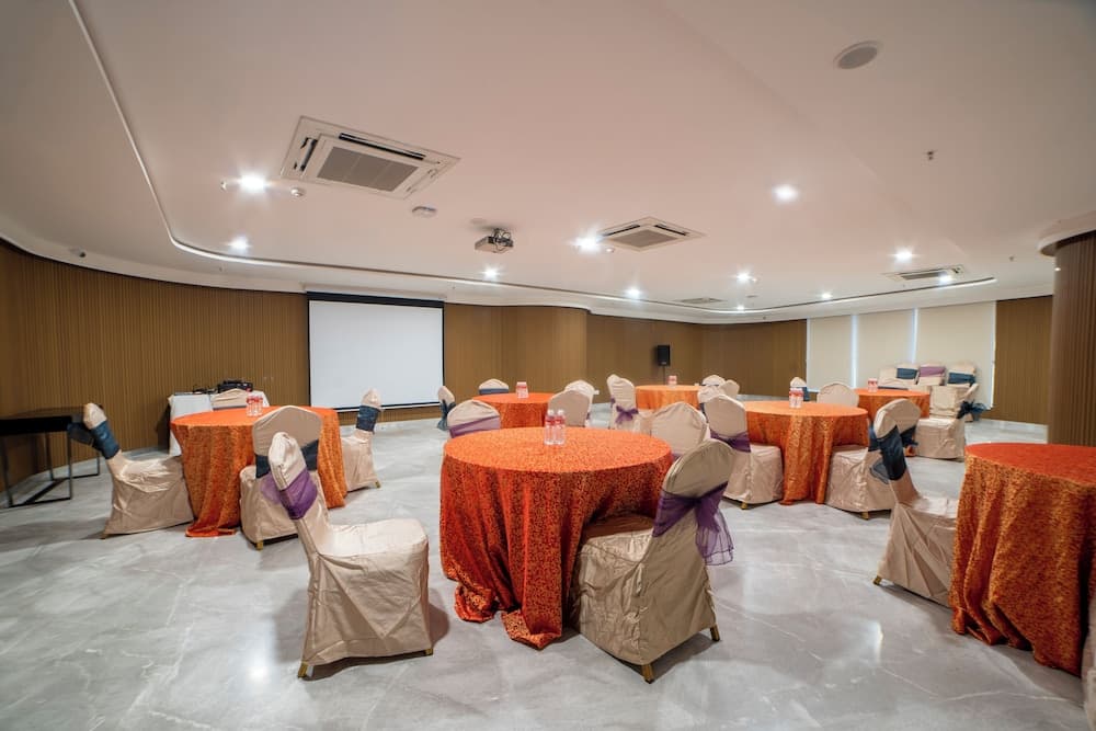 meeting & event spaces