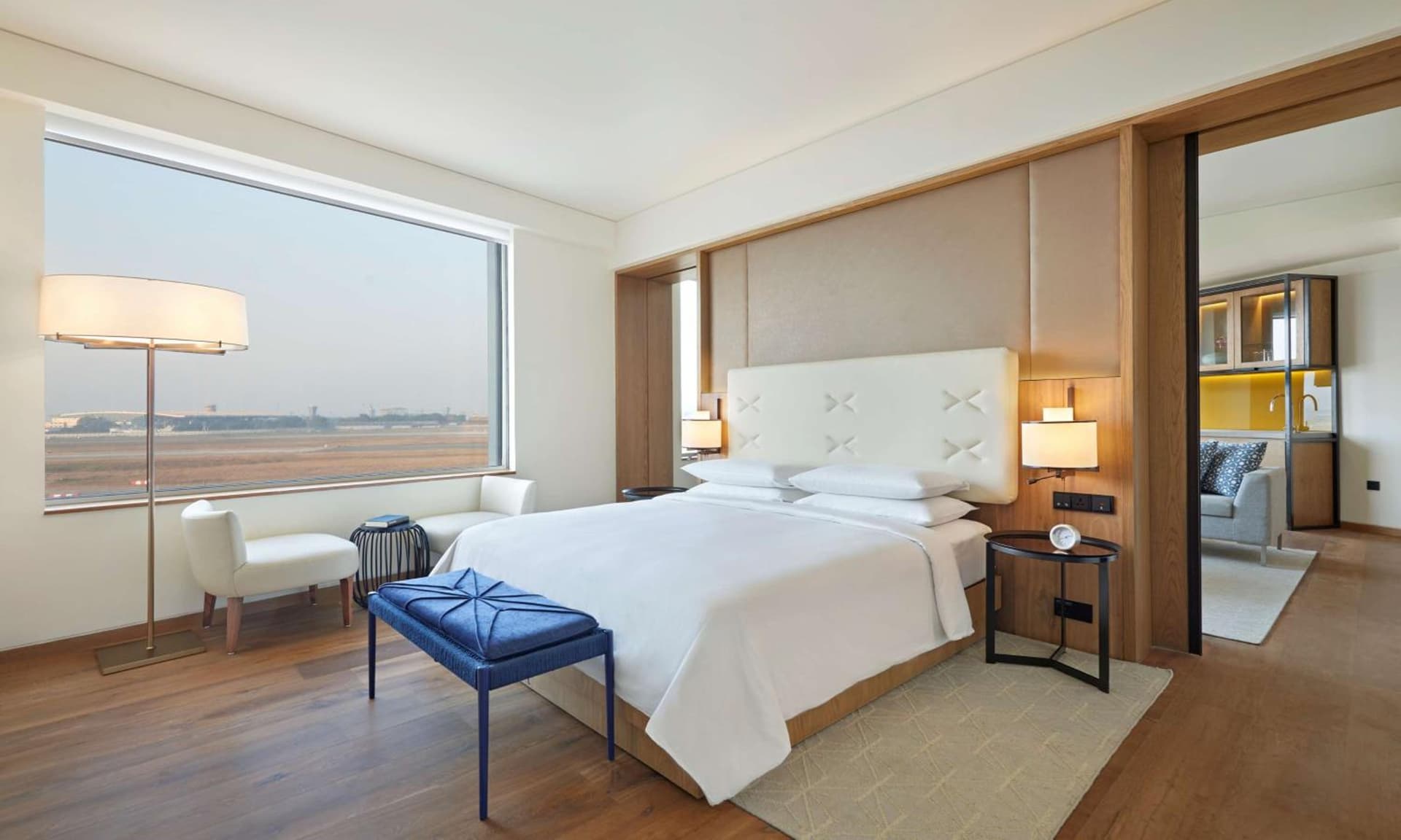 (Full Double Bed) (Bed Type Is Subject To Availability)
