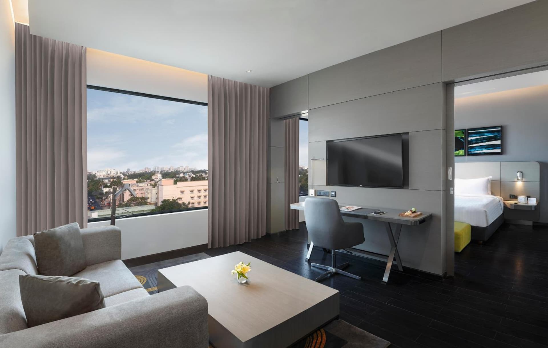 Luxury Suite with One Way Airport Transfer Separate Living Room & Bath Tub