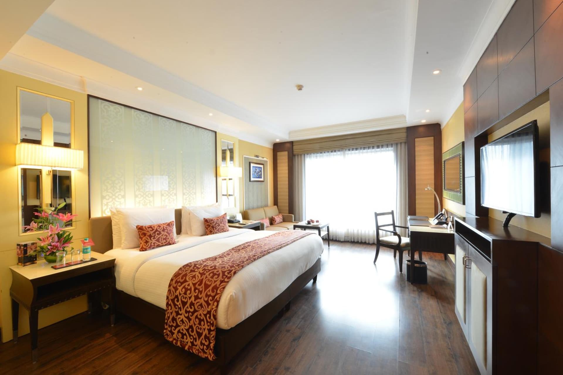 King Accessible Room