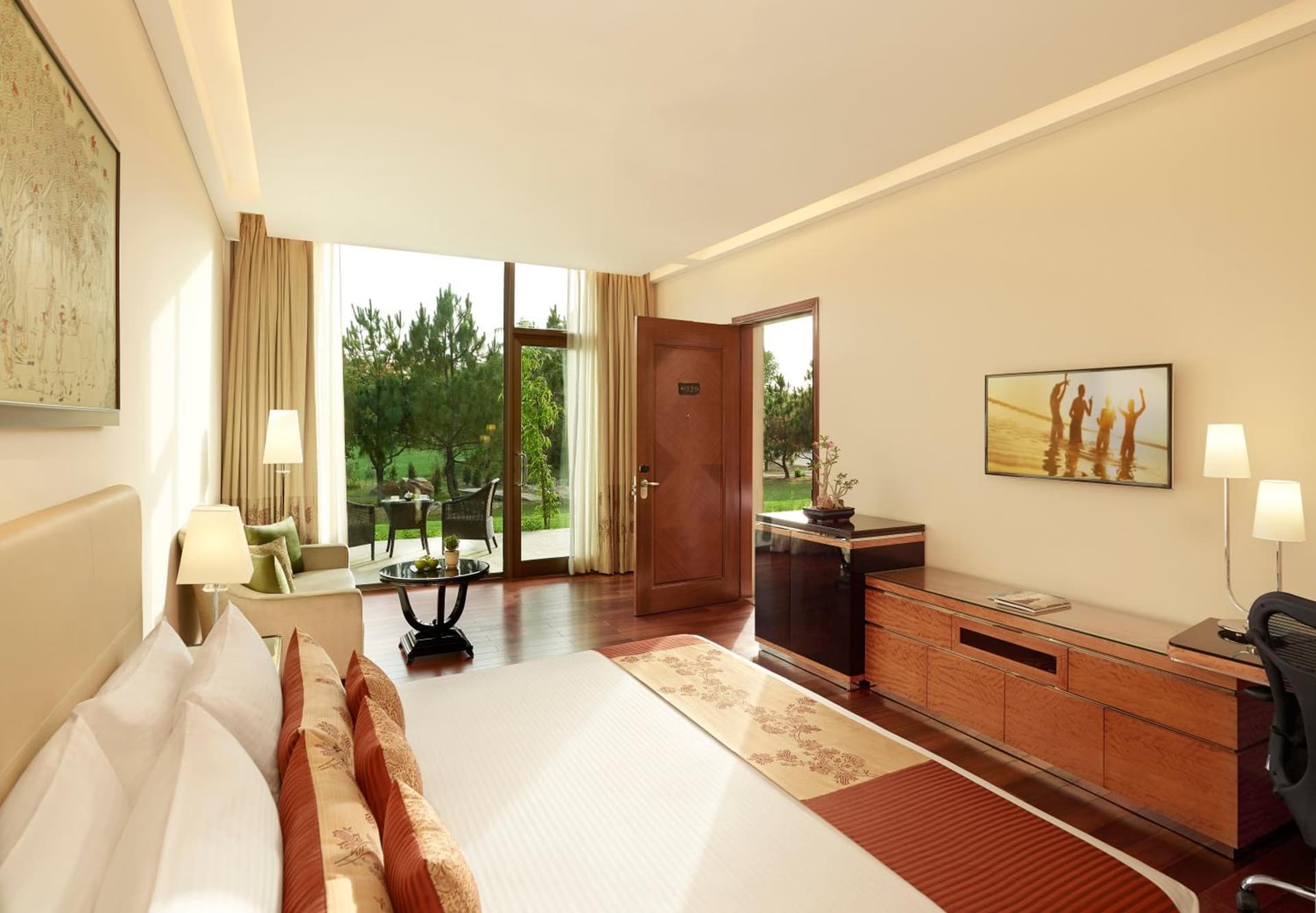 Double 03deluxe Resort Room King Bed