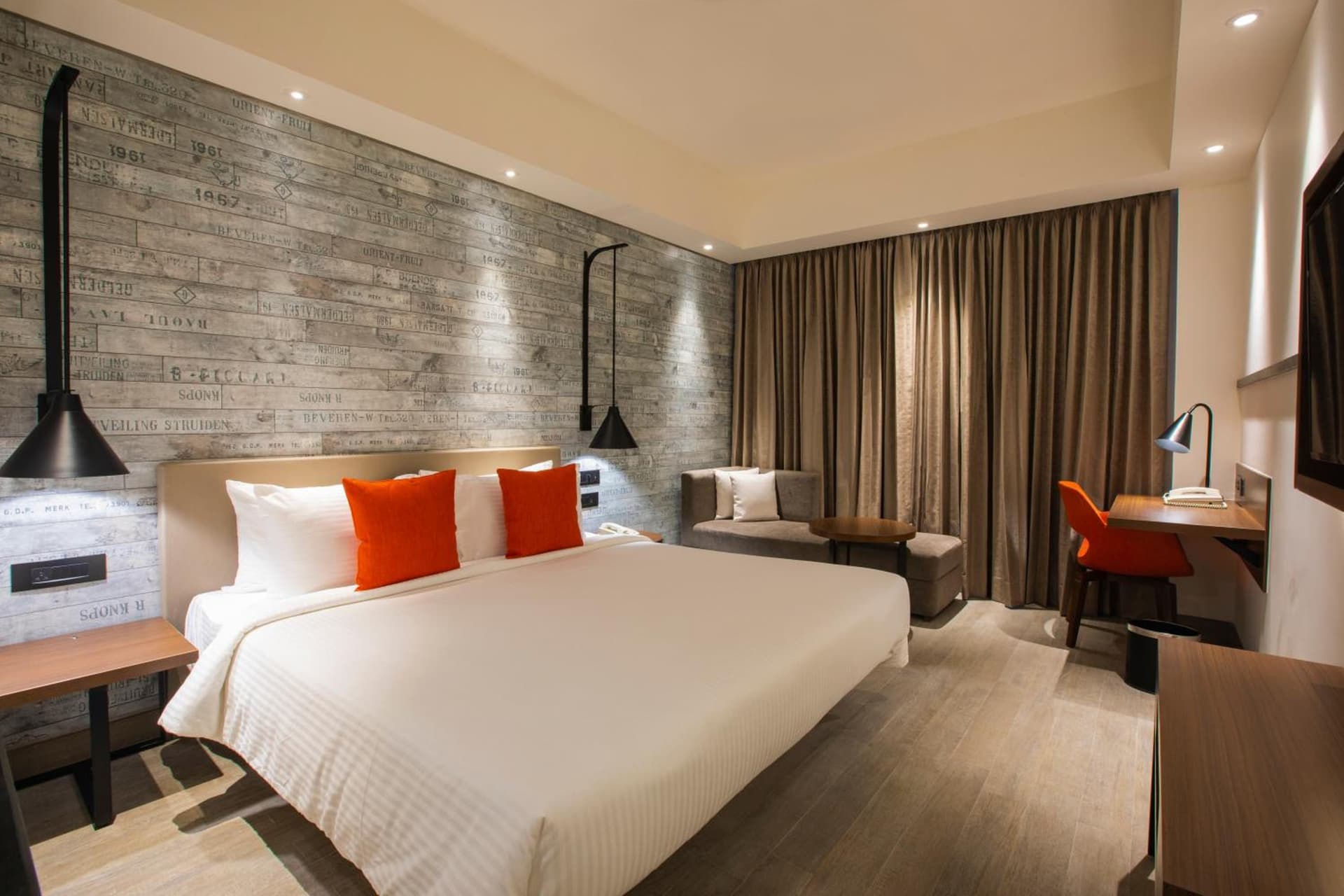 Executive Suite