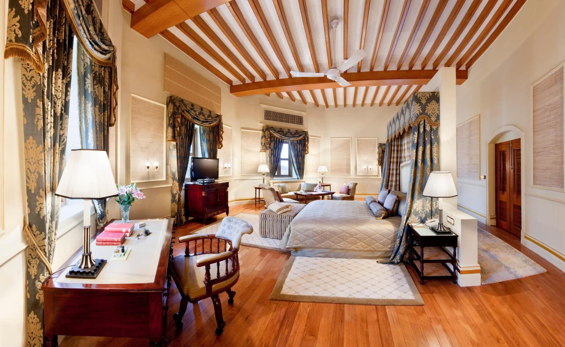 Suite Bed And Breakfast