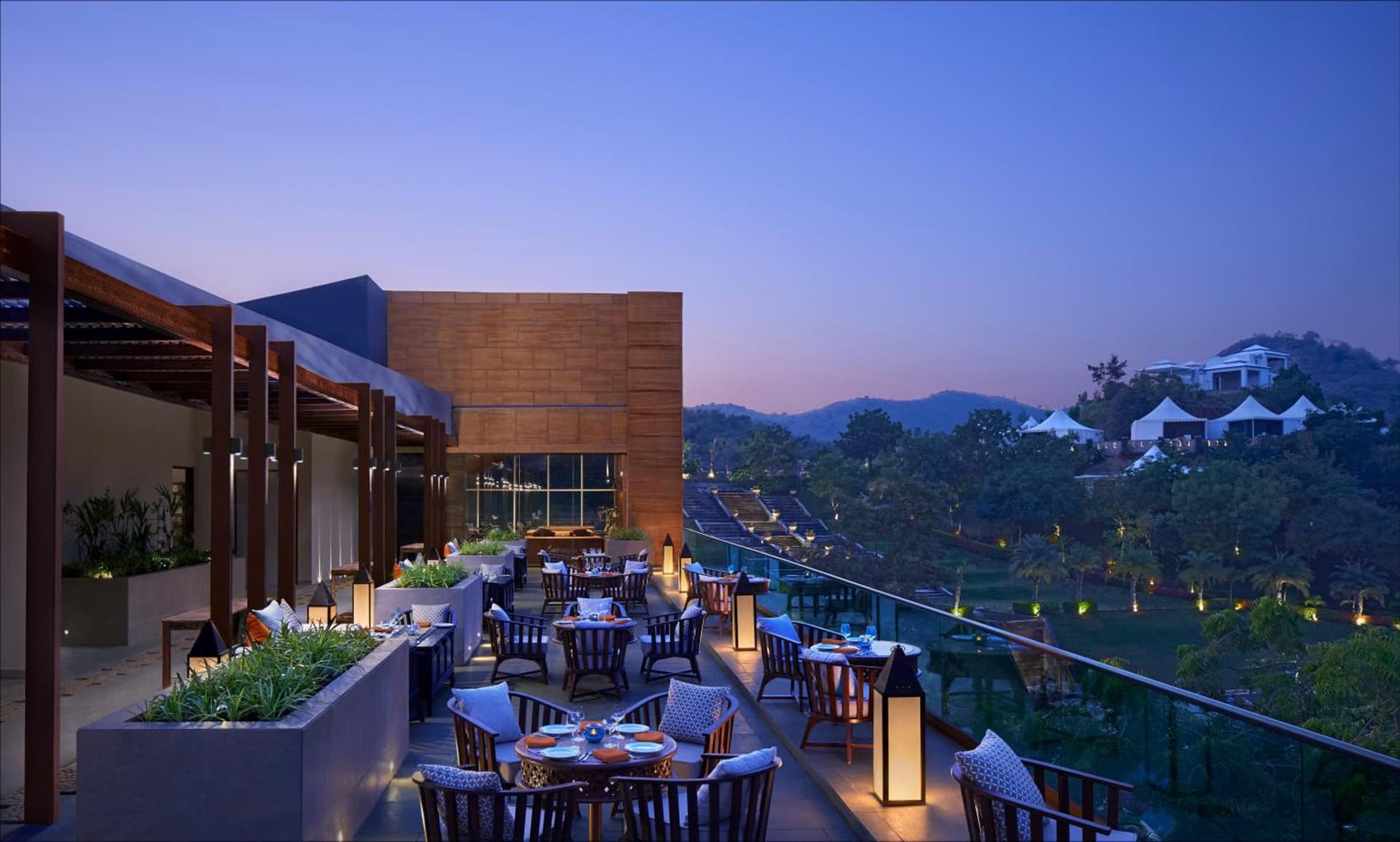 Luxury Pool & Garden Villa