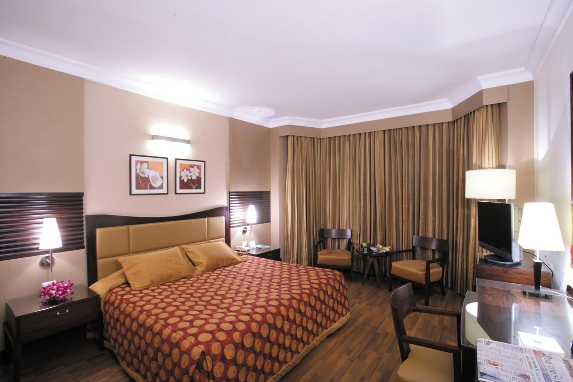 Deluxe King Room