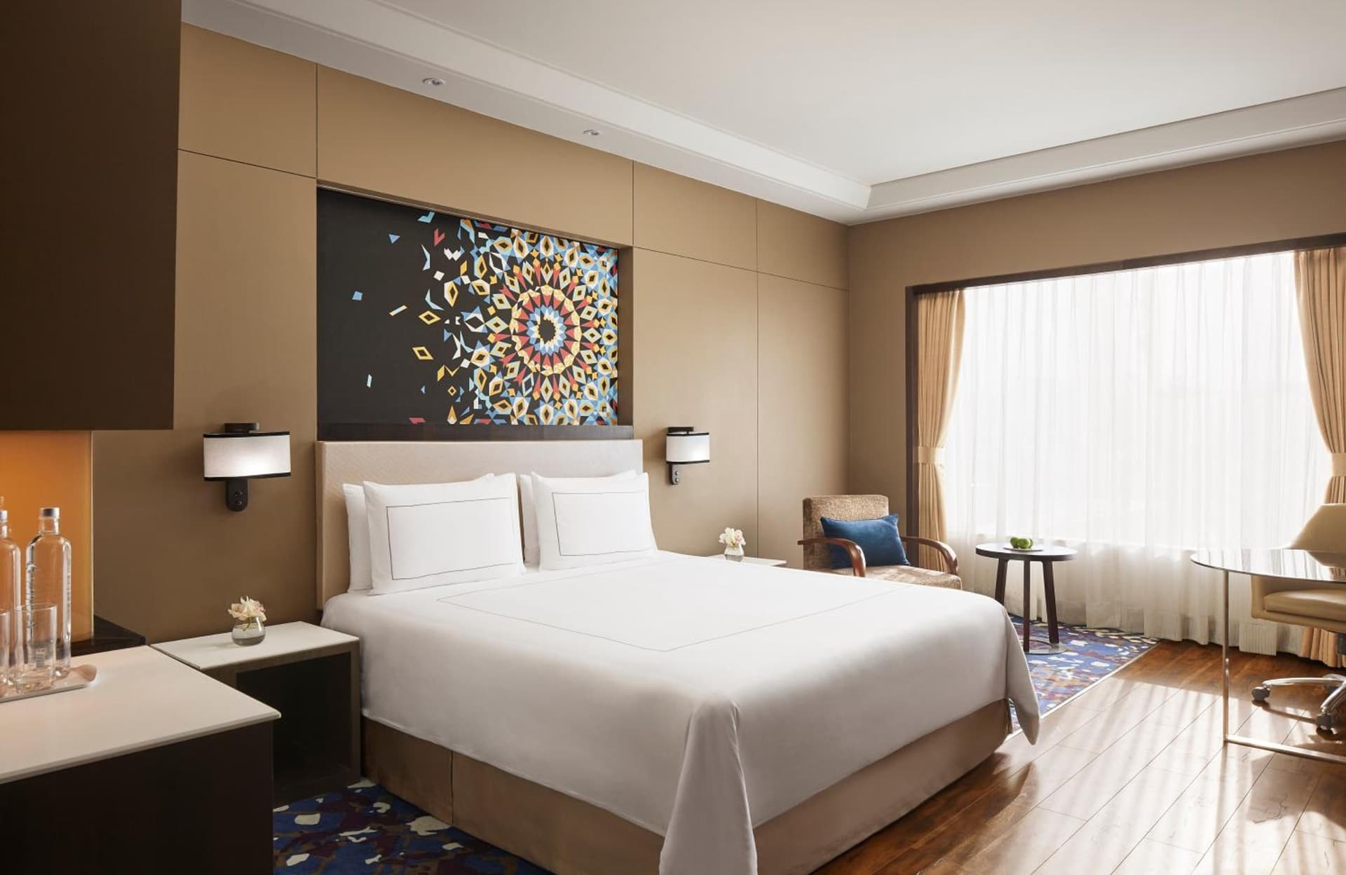 Superior Room King Bed with WiFi