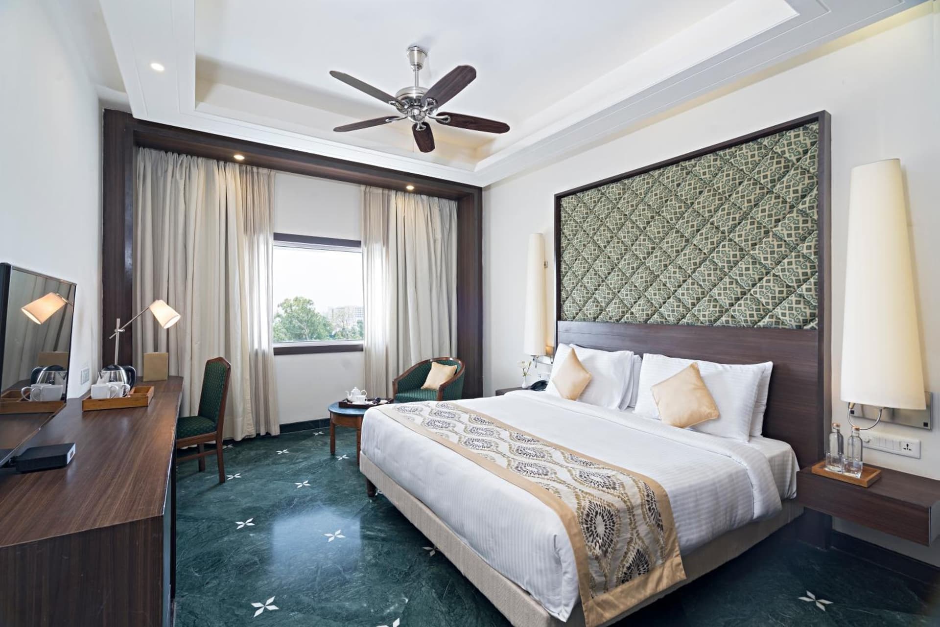 Club Twin Room