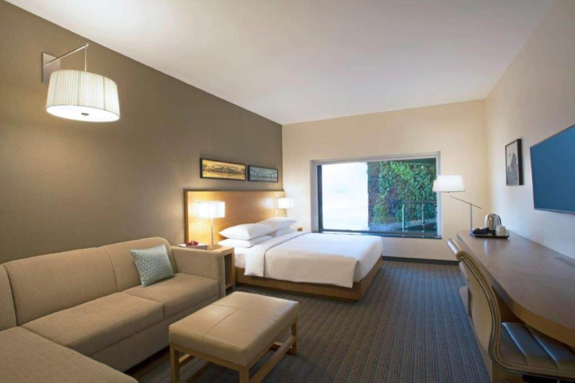 King Room with City View