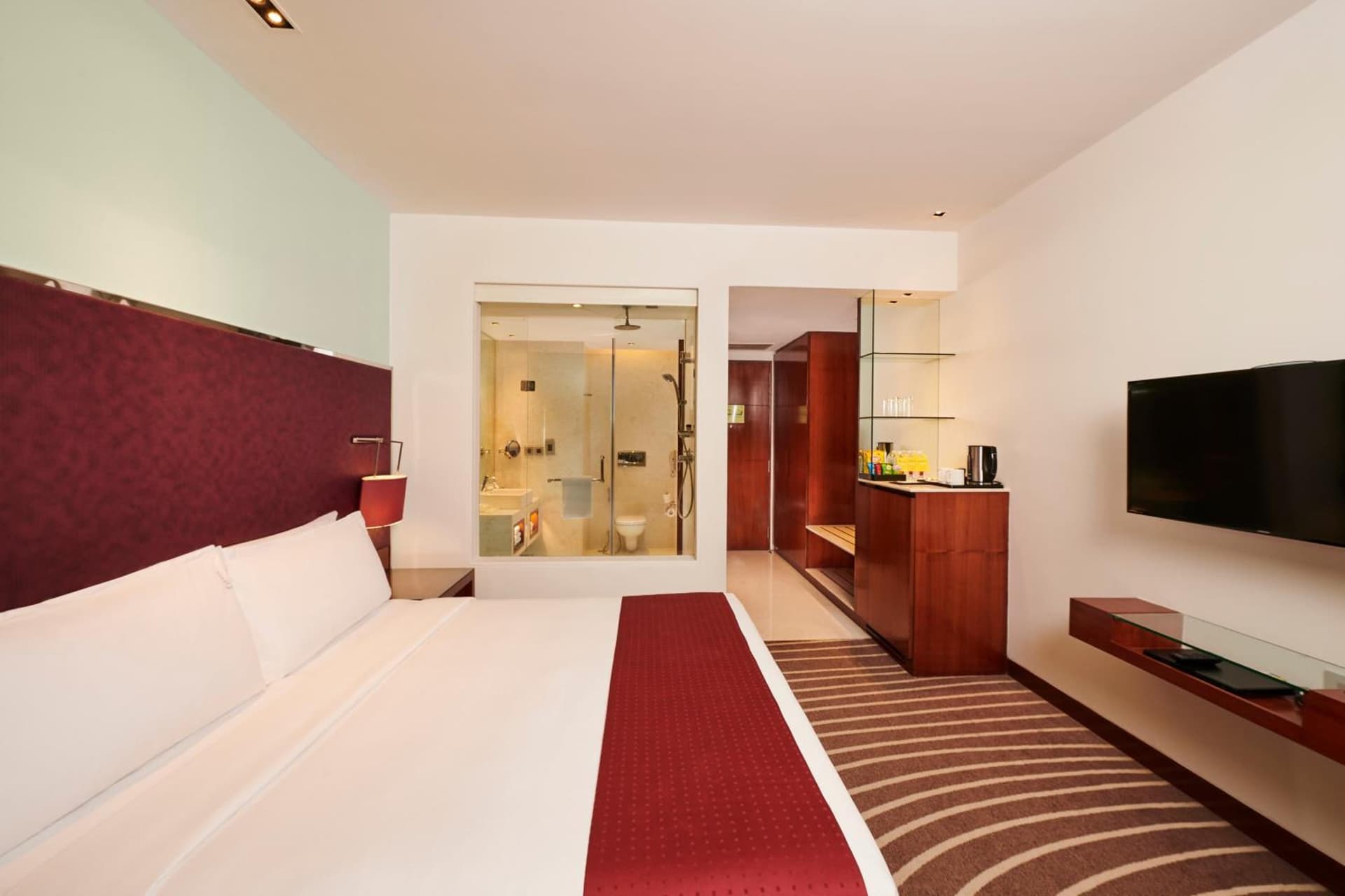 Premium King Room