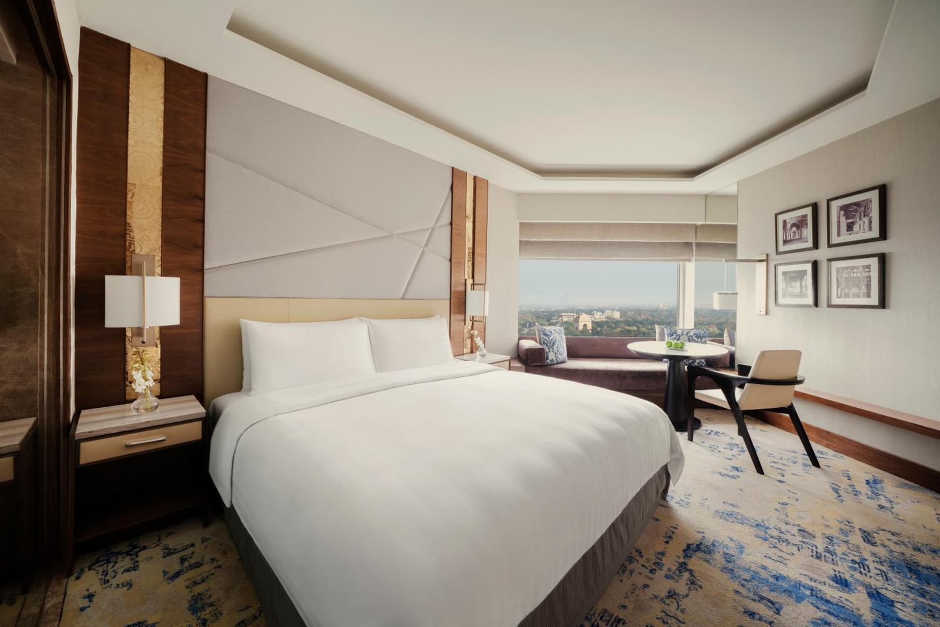 Deluxe Room 2 Twins