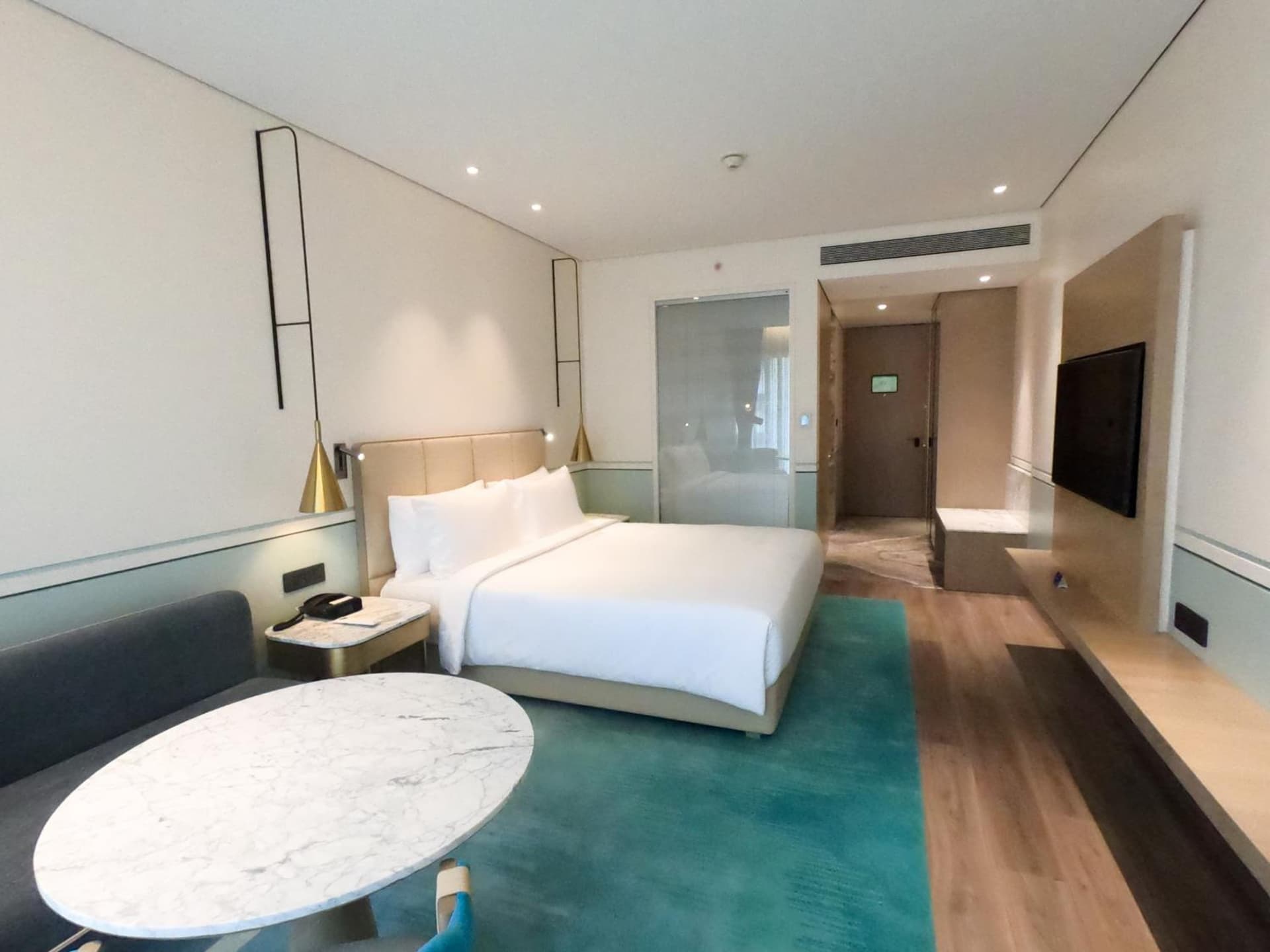 Executive Class Room(Garden View)