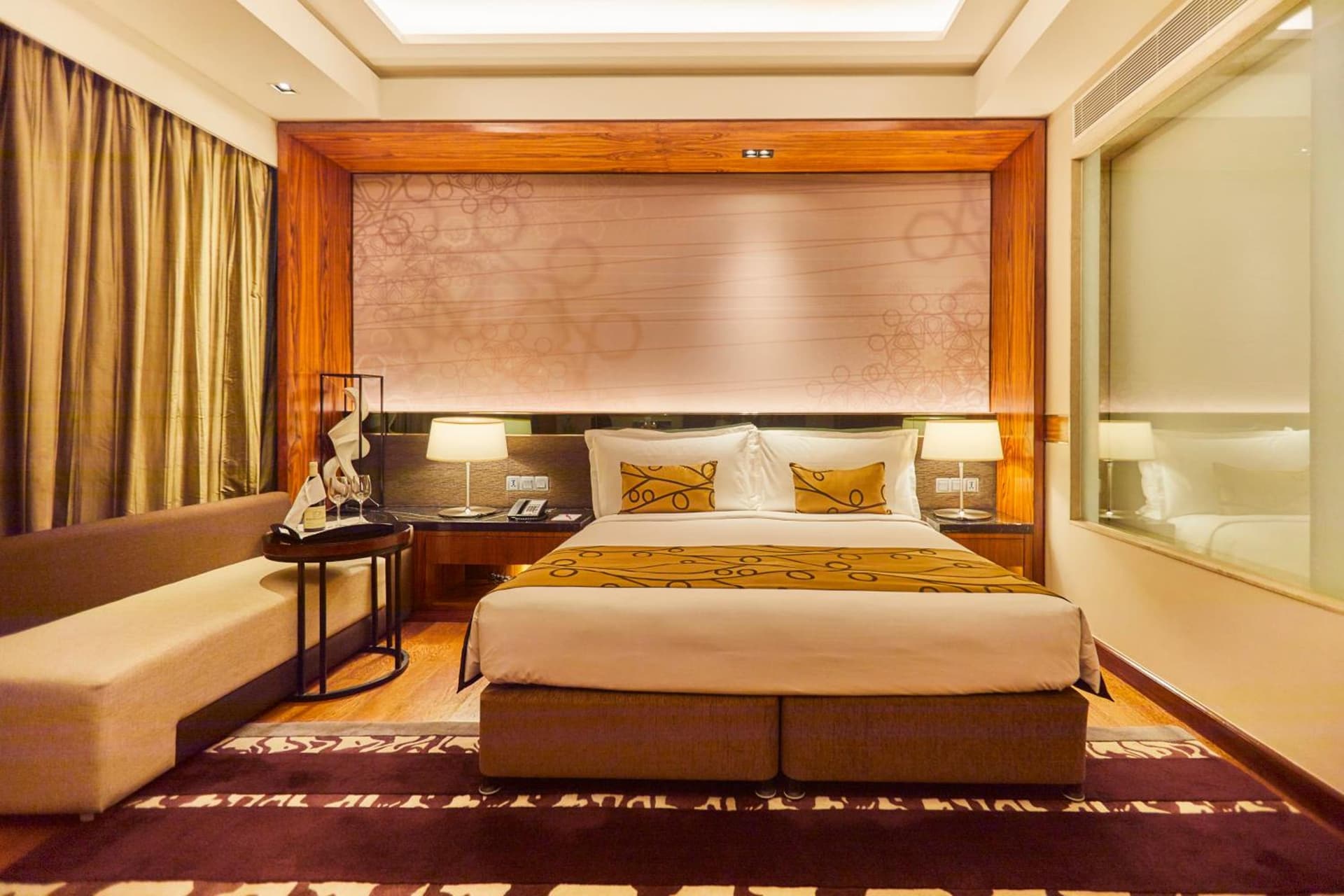 Premium King Room