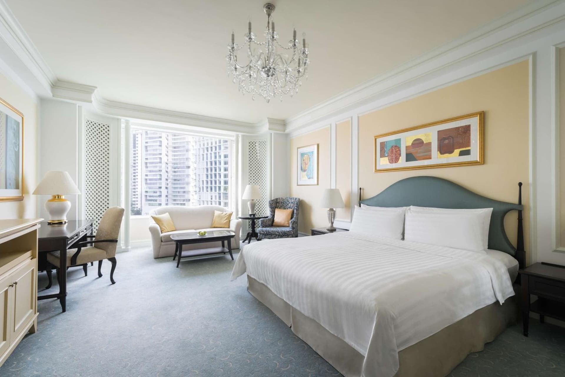 Tower Wing Deluxe King Room Summer Holiday Offer