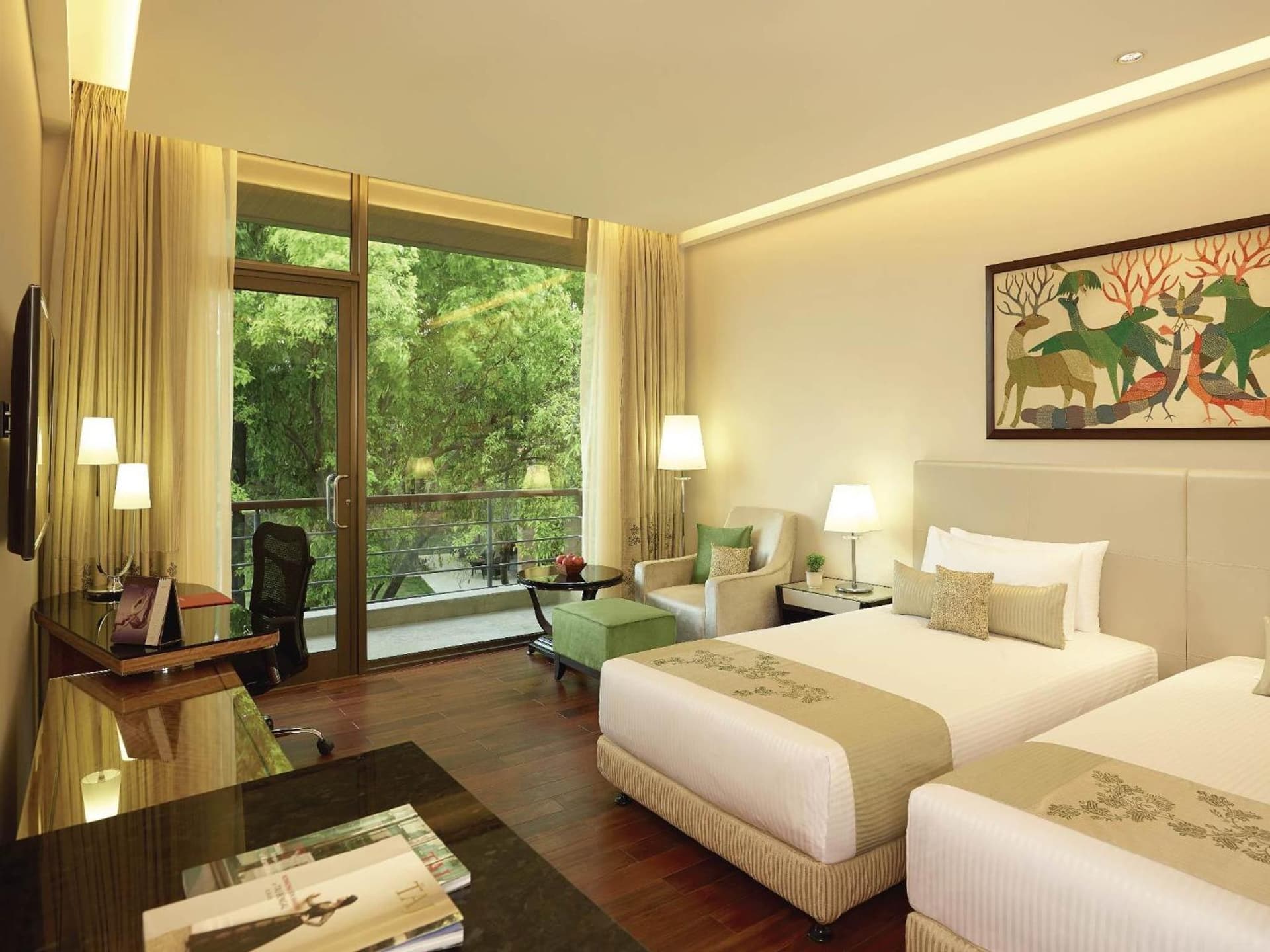 Grand Luxury Room with Sit Out Twin Bed