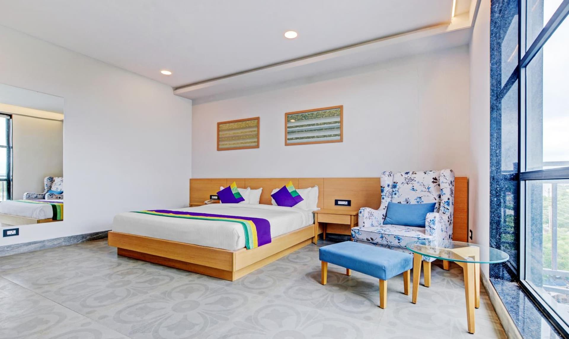Superior Room