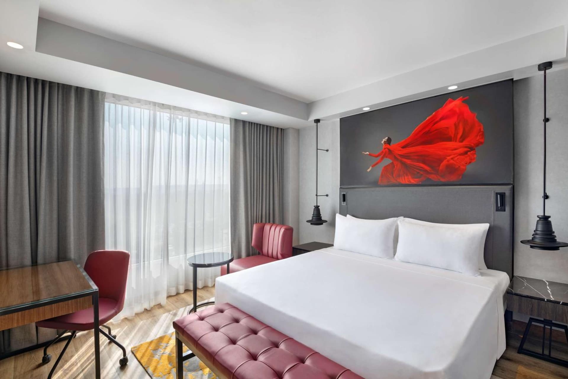 Executive Suite with King Bed And Living Room