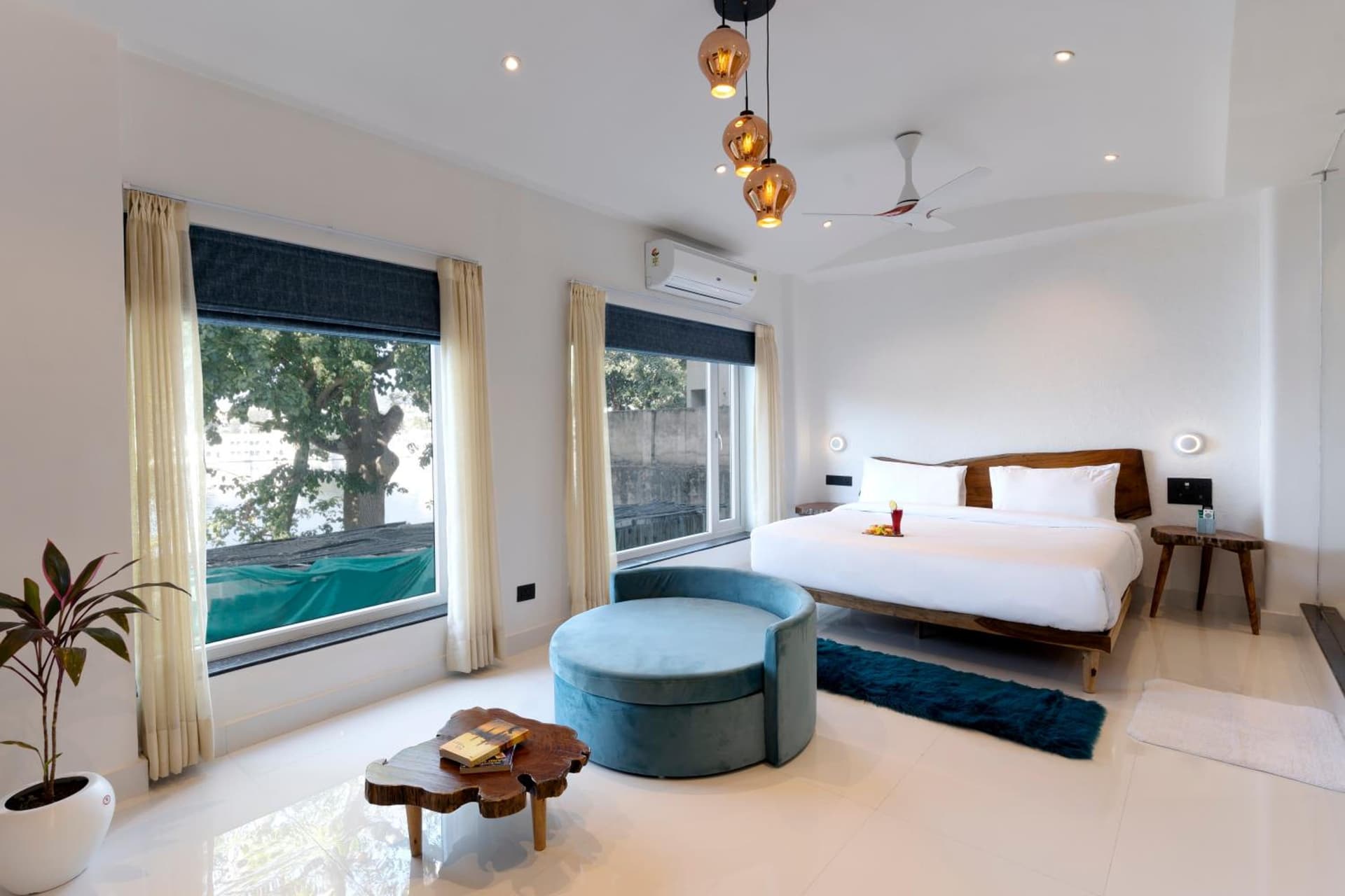 Junior Suite Room