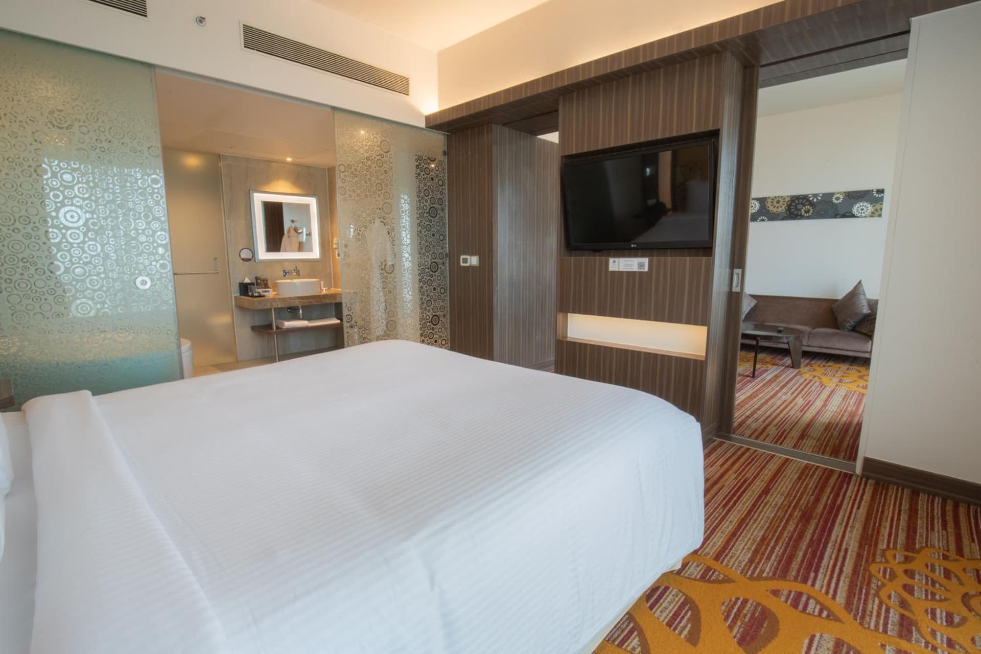 Premier Room with 1 Double Bed