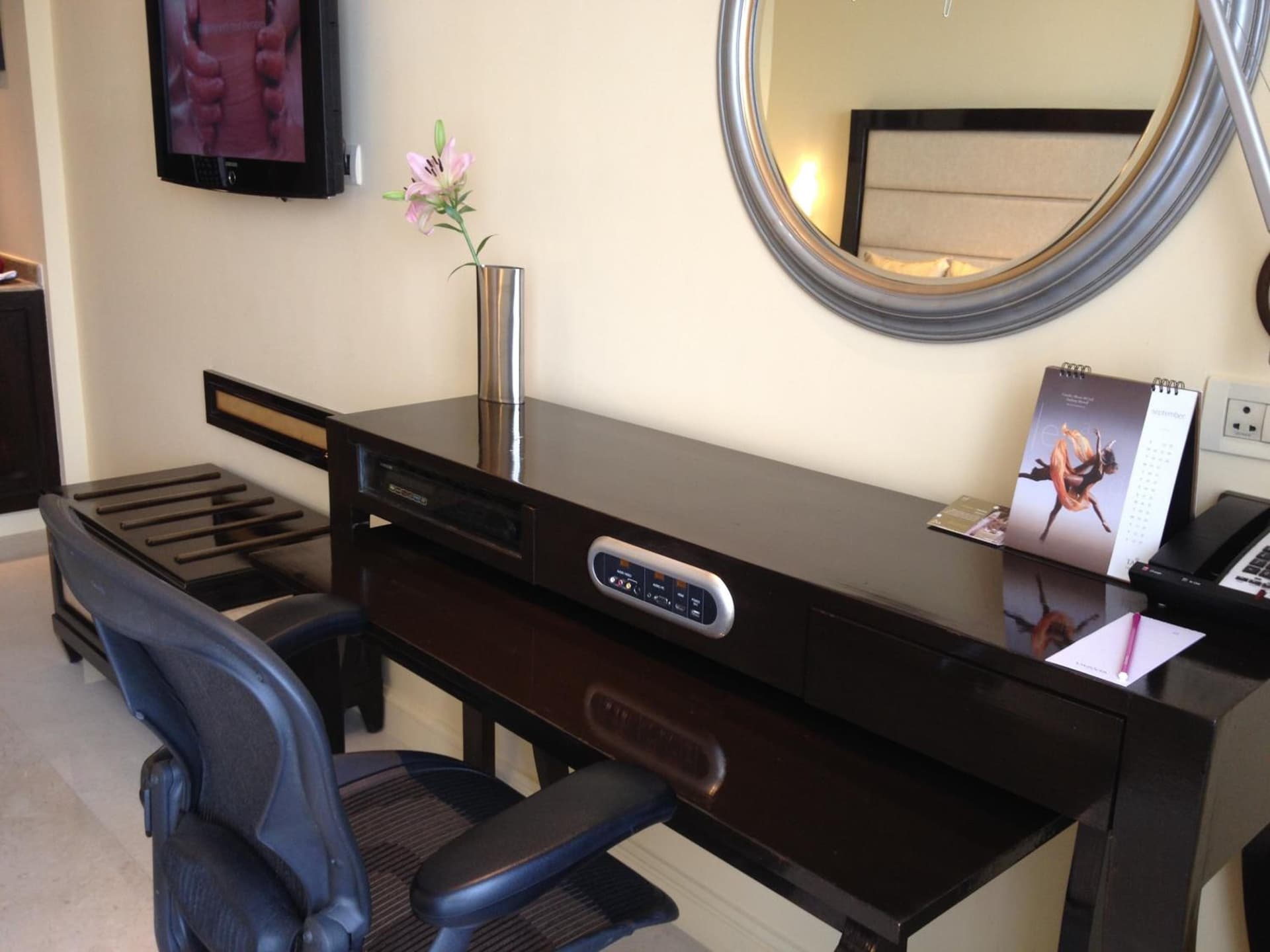 Premium Room Queen Bed