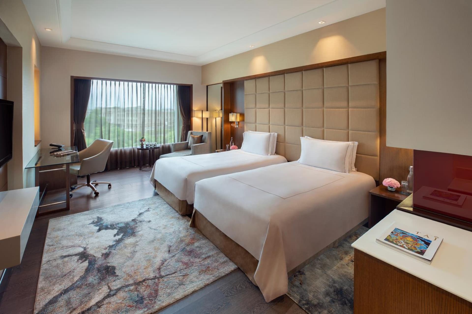 Taj Club Room Twin Bed