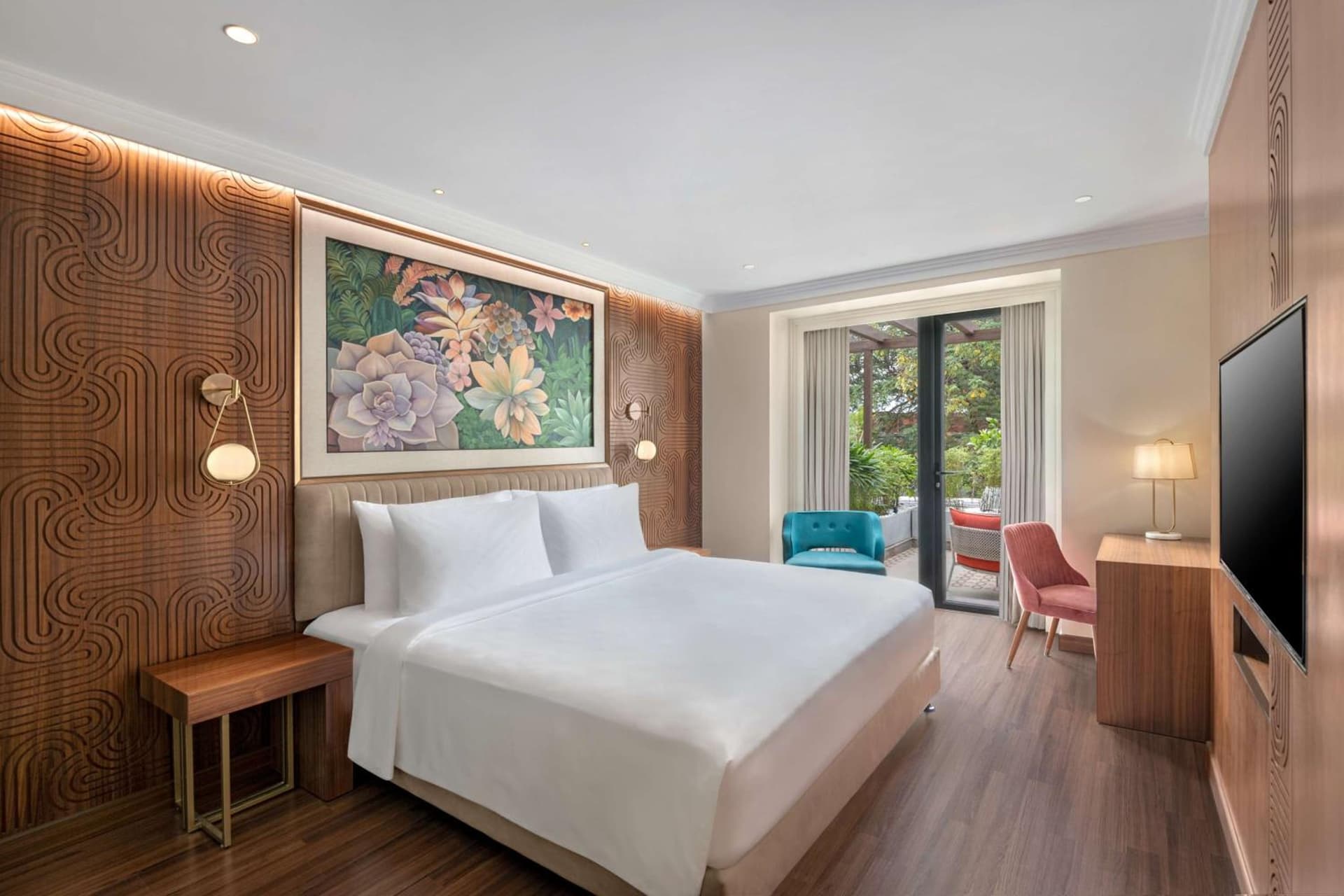 Business Double Garden View Balcony Room