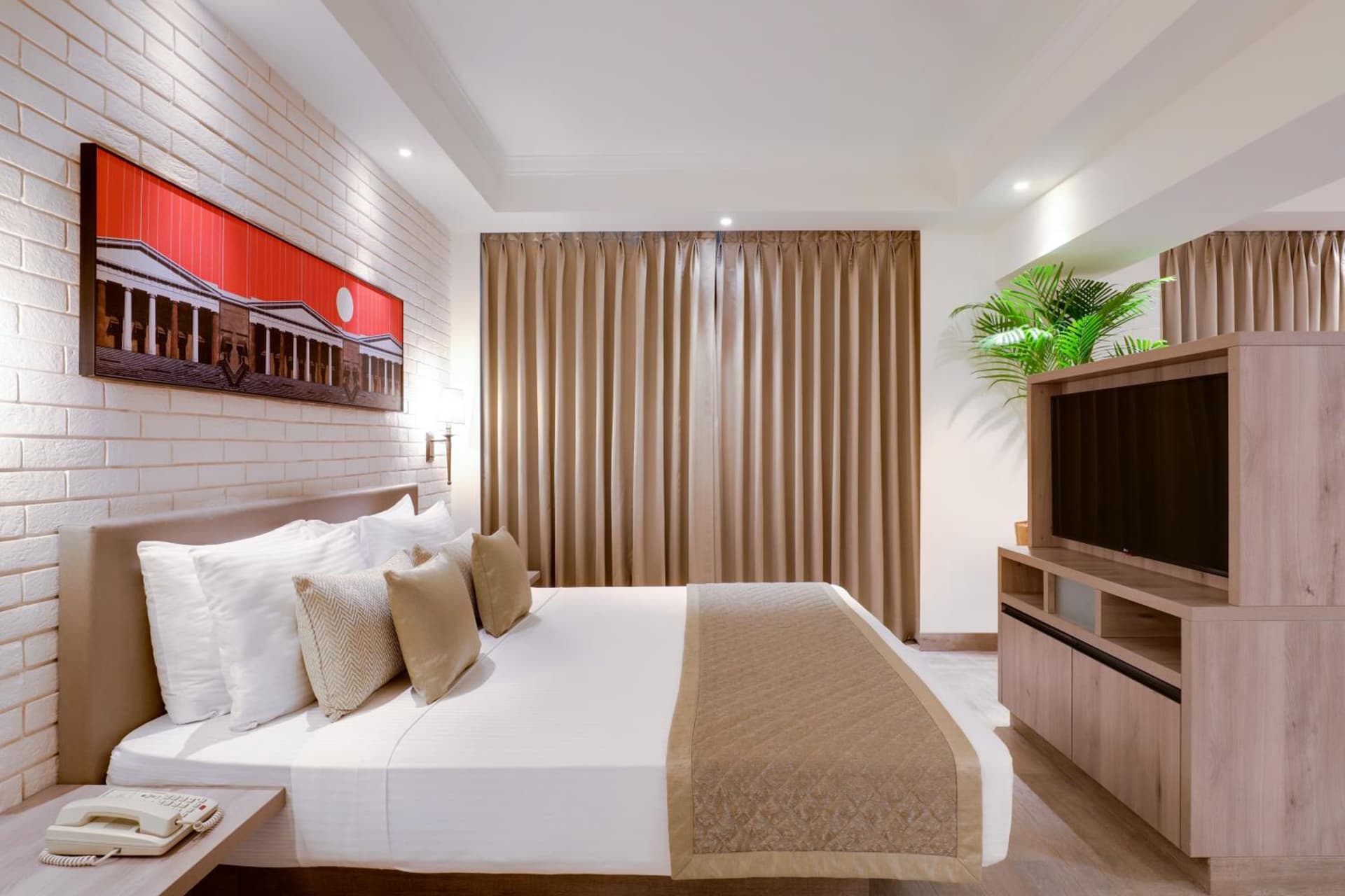 Studio Suite(City View)