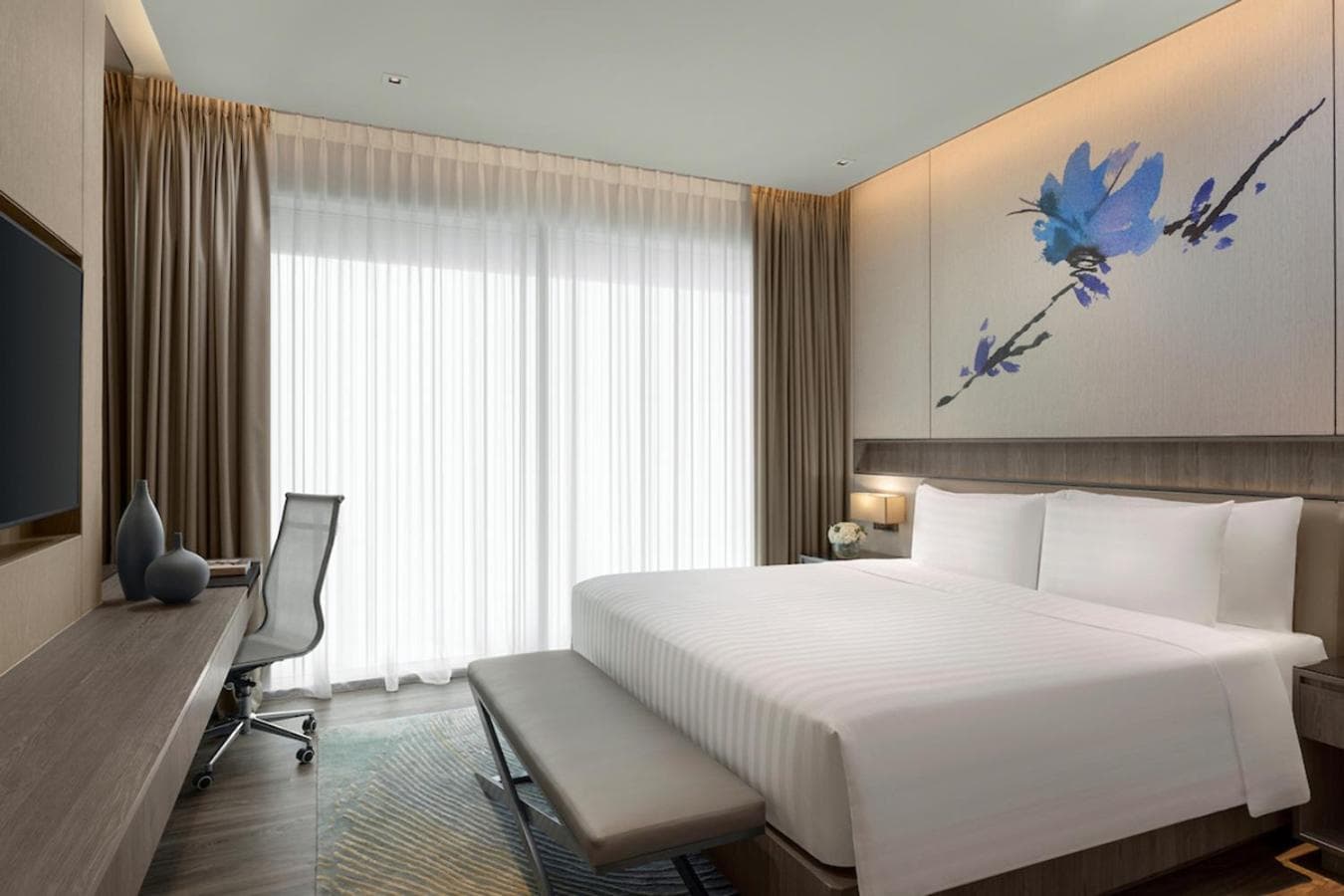 Deluxe King Room