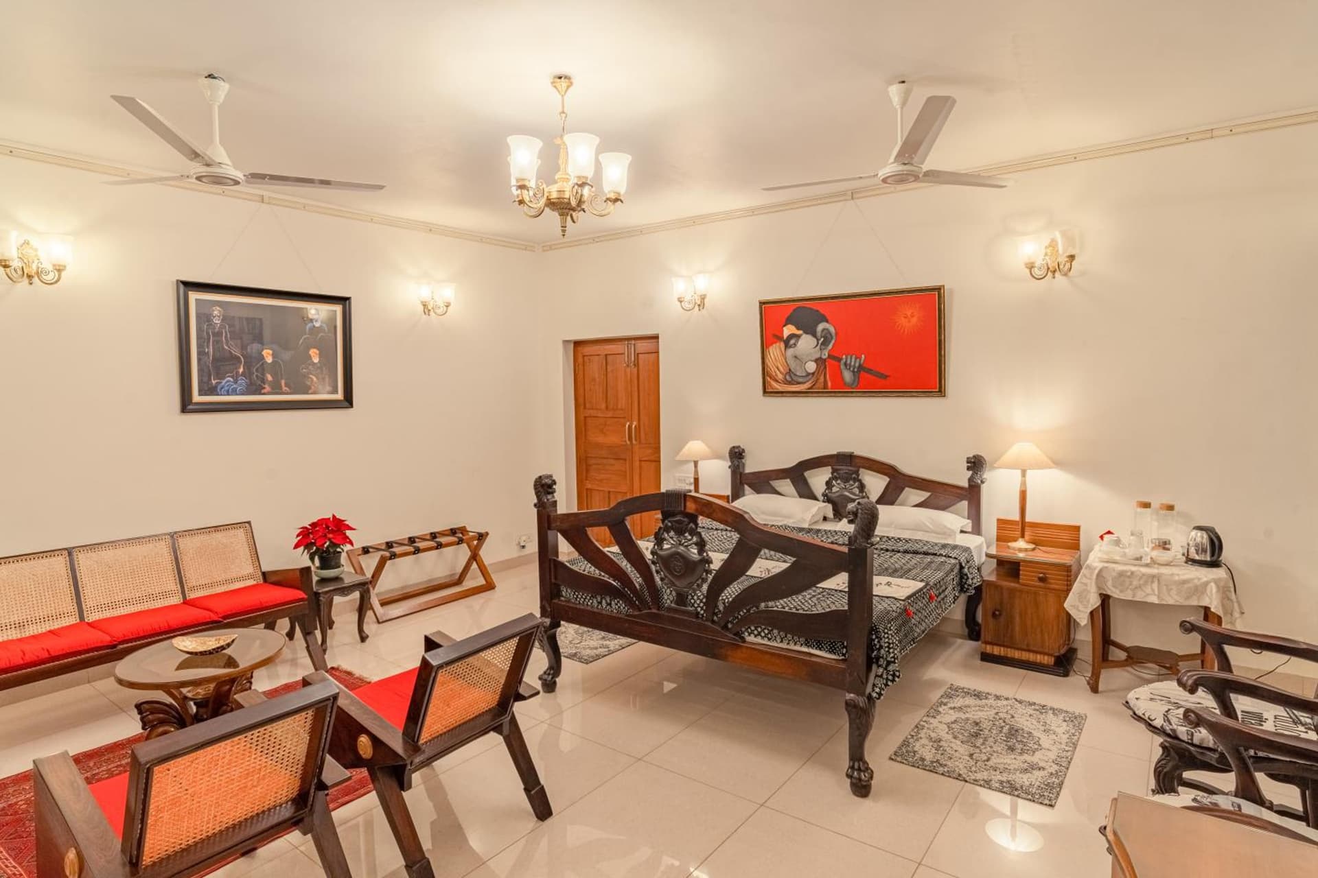 Standard Queen Room