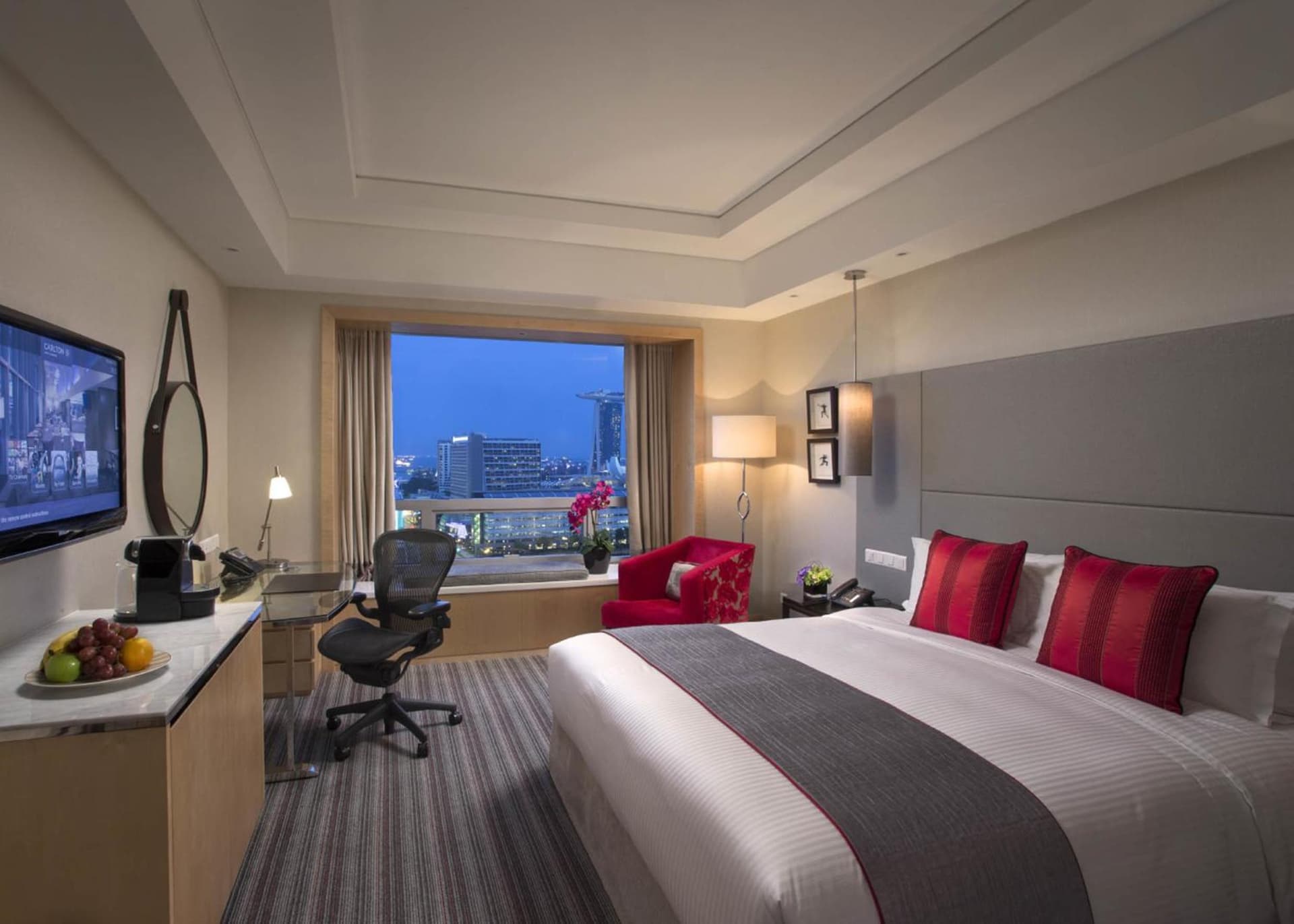 Club King Room