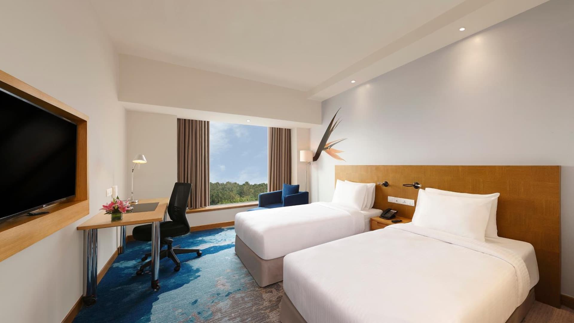 Superior Suite with 1 Queensize Bed