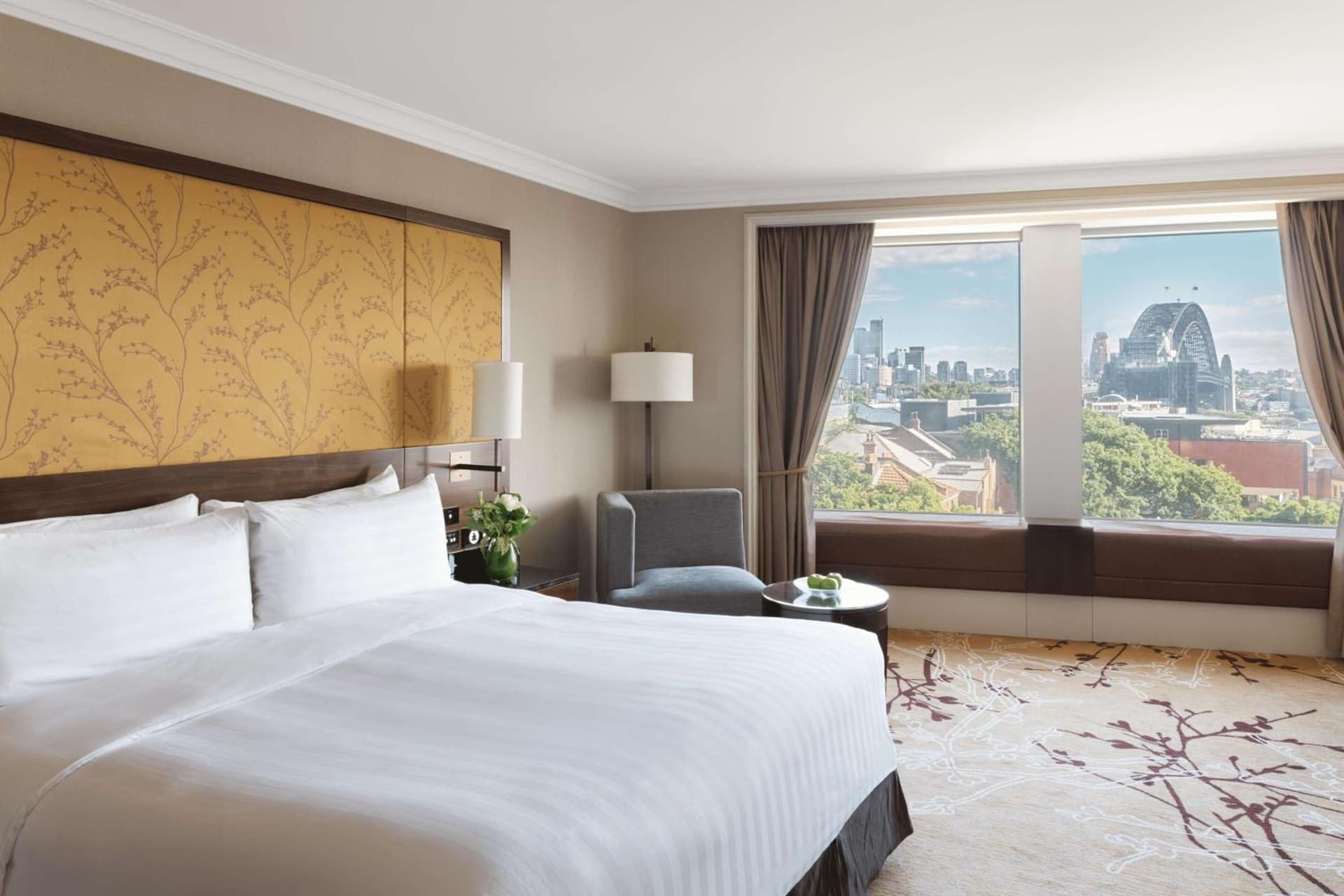 Deluxe Darling Harbour 1 King