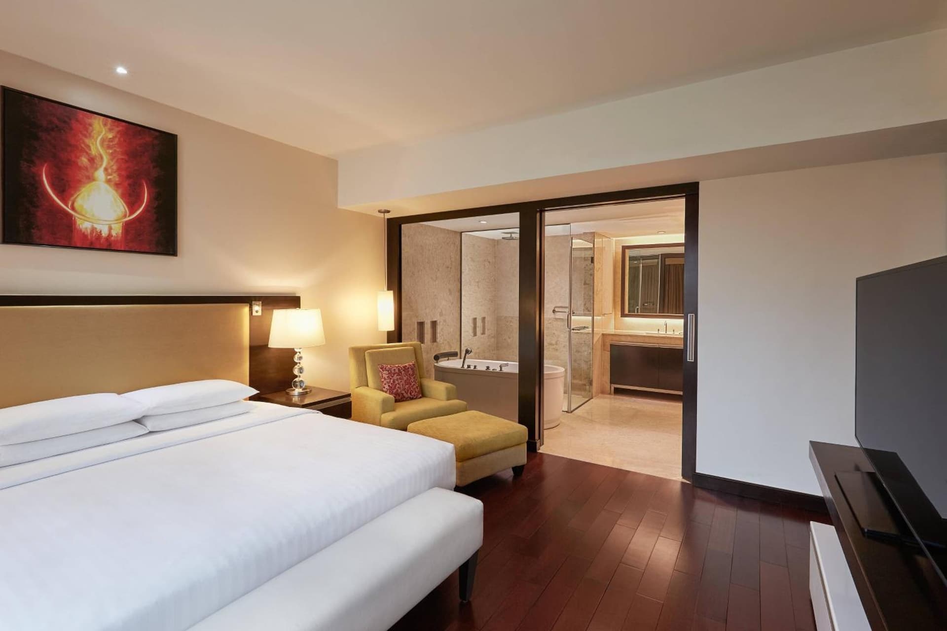 Courtyard Suite