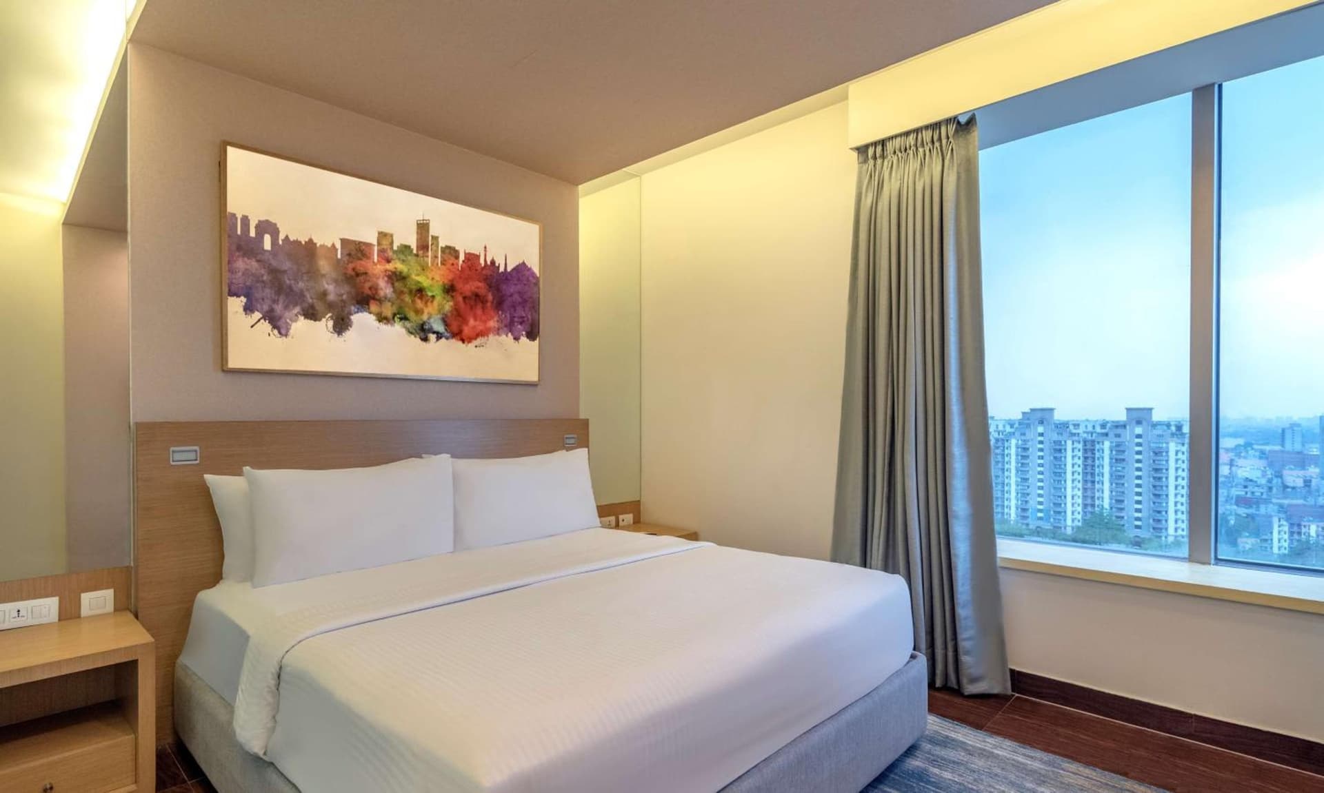 Suite(Outdoor View)