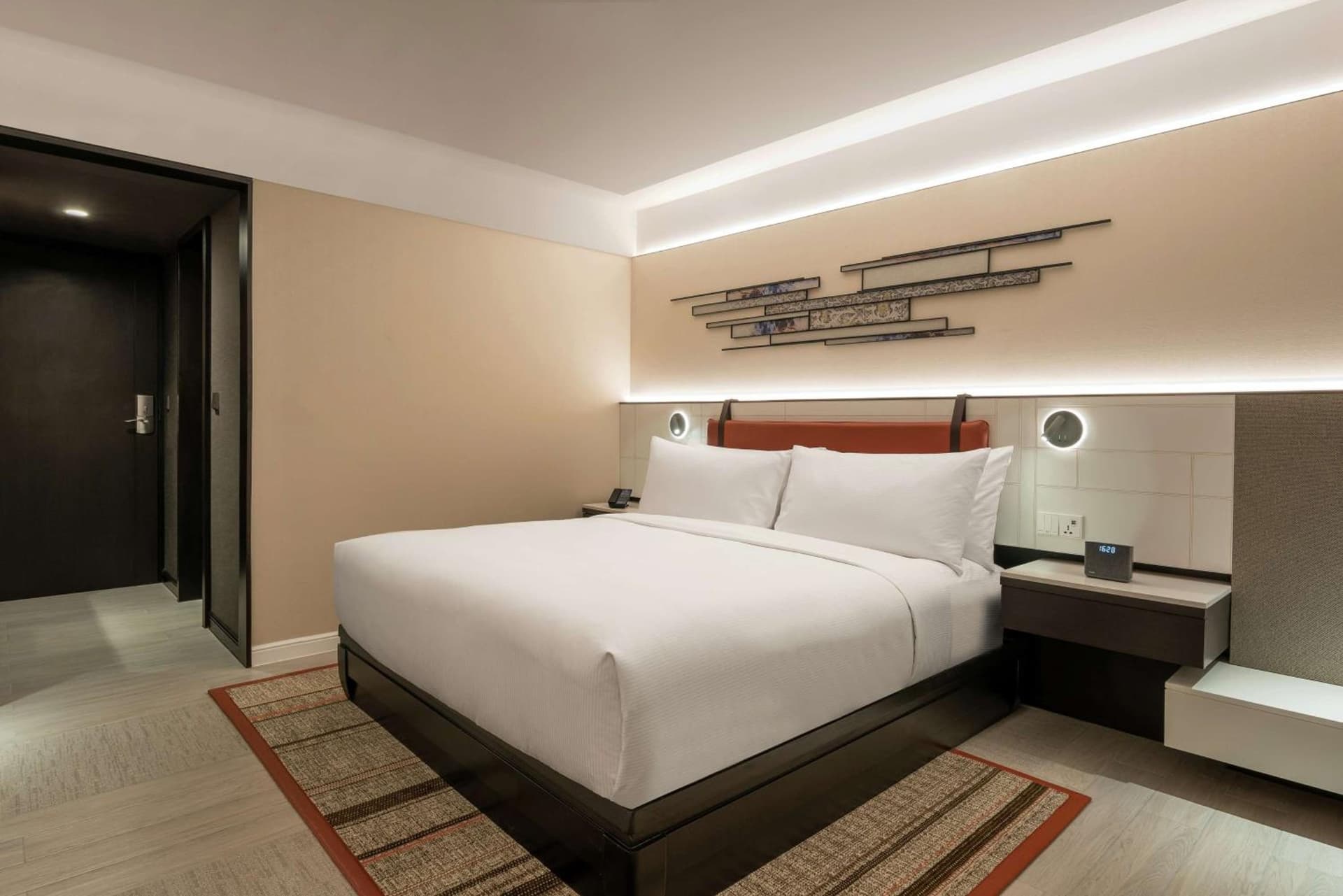 King Accessible Room