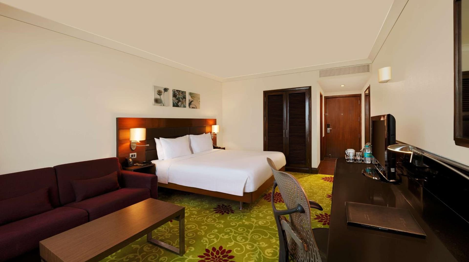 King Bed Guest Room