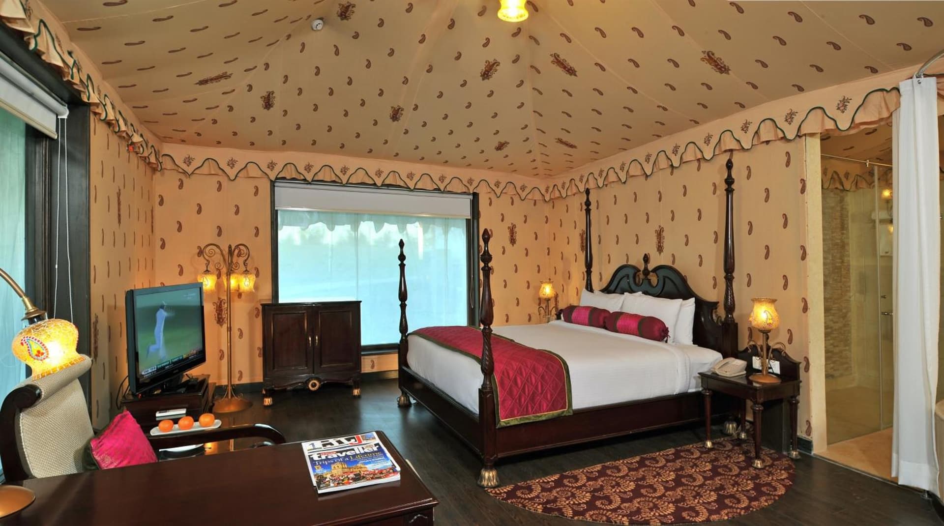 Royal Luxury Tent with Balcony