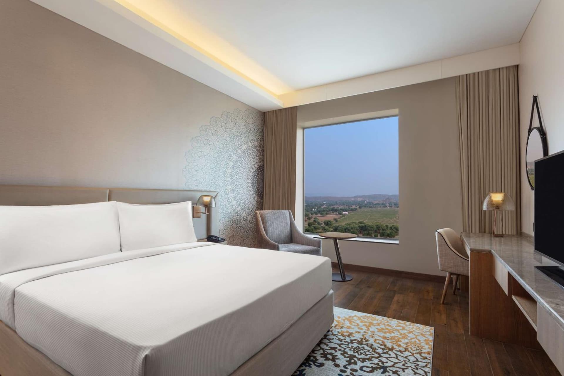 Deluxe King Room
