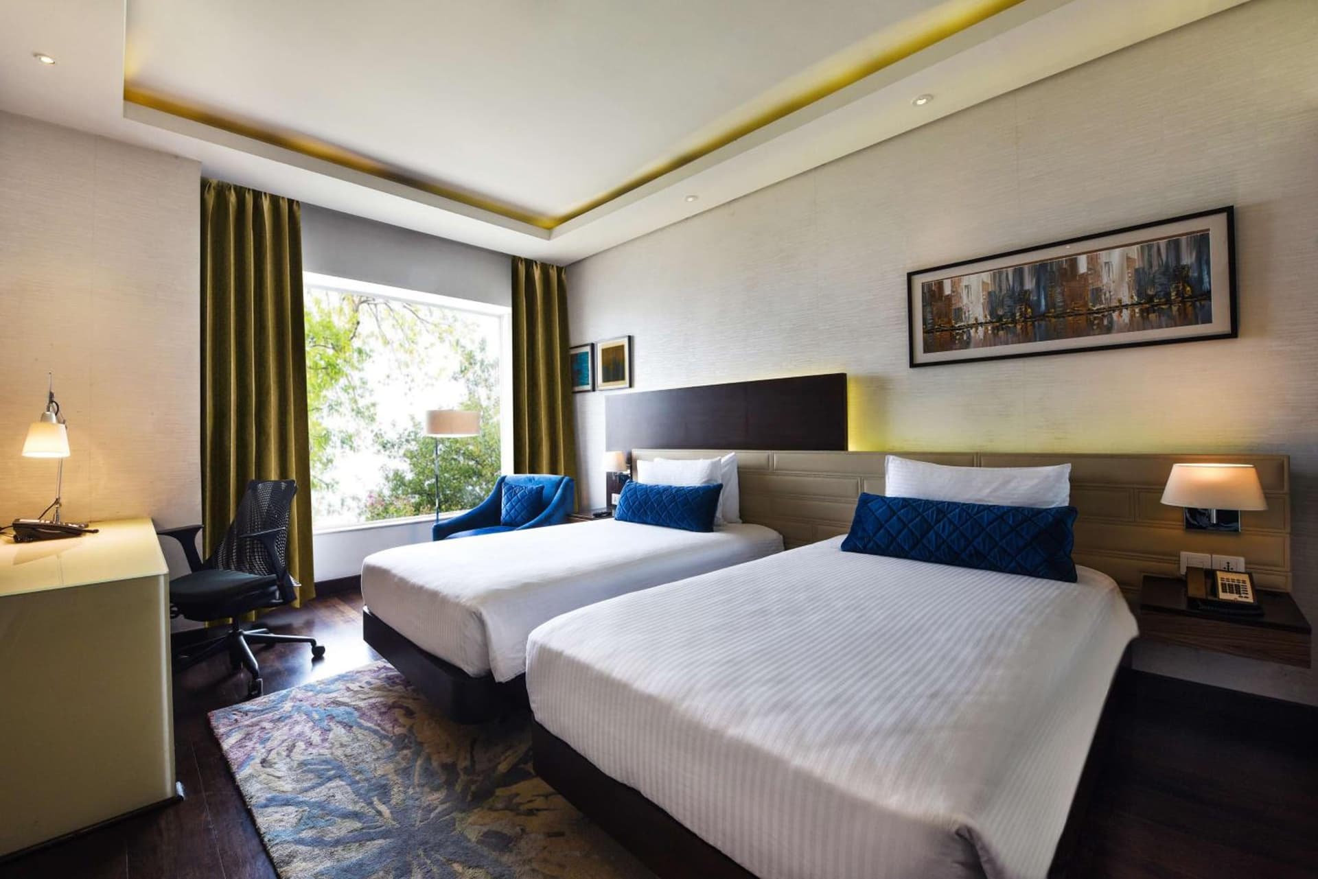 Twin Beds Premium Room