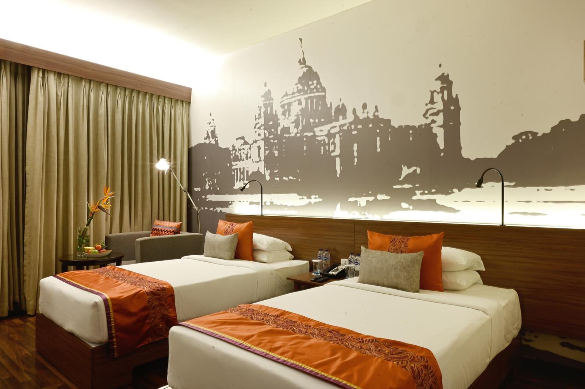 Superior Room City View Twin Bed