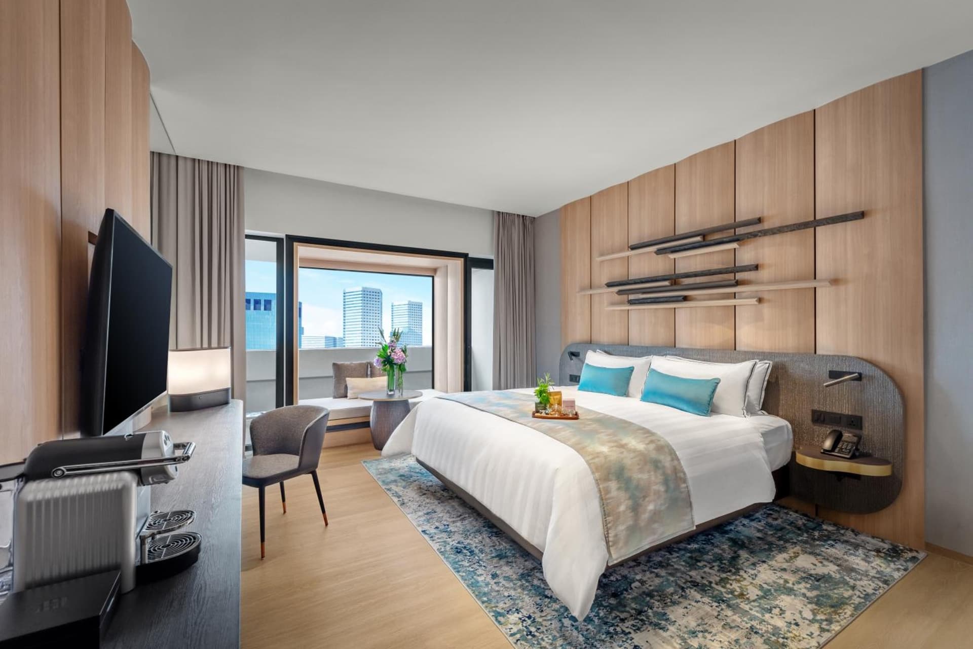 Club King Room