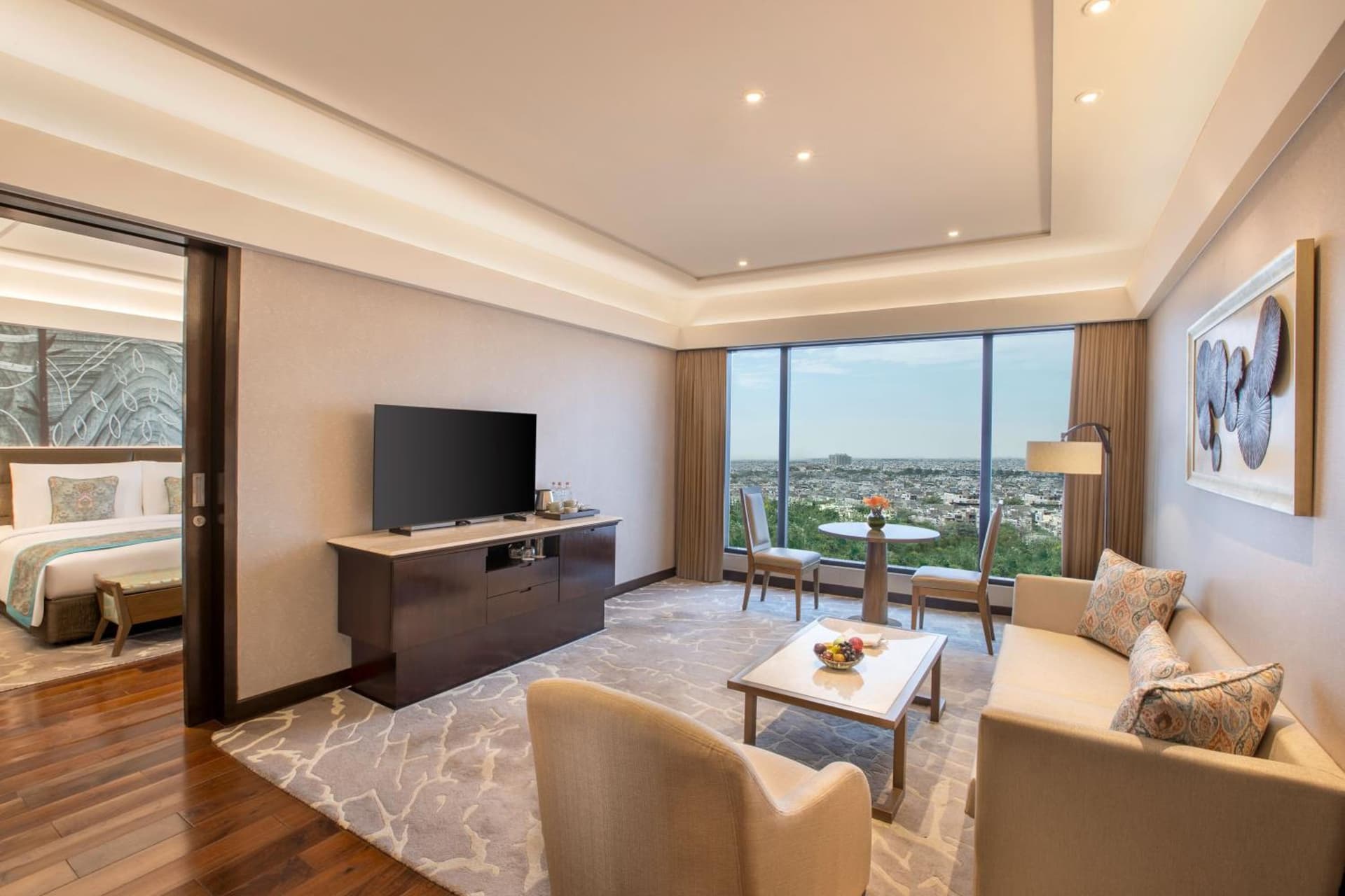 Deluxe Suite