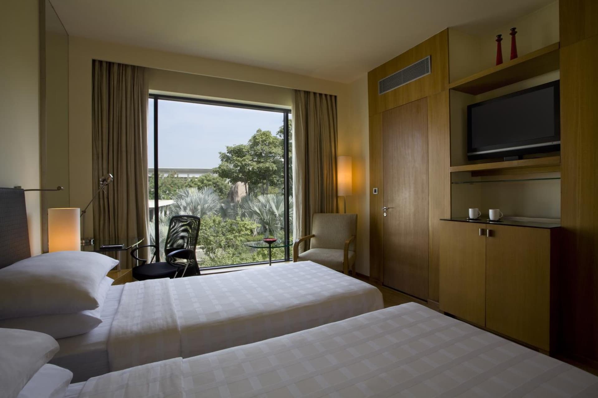Hyatt Twin