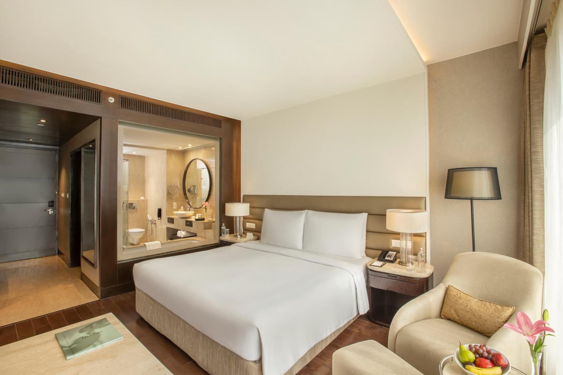 Double Deluxe King Bed